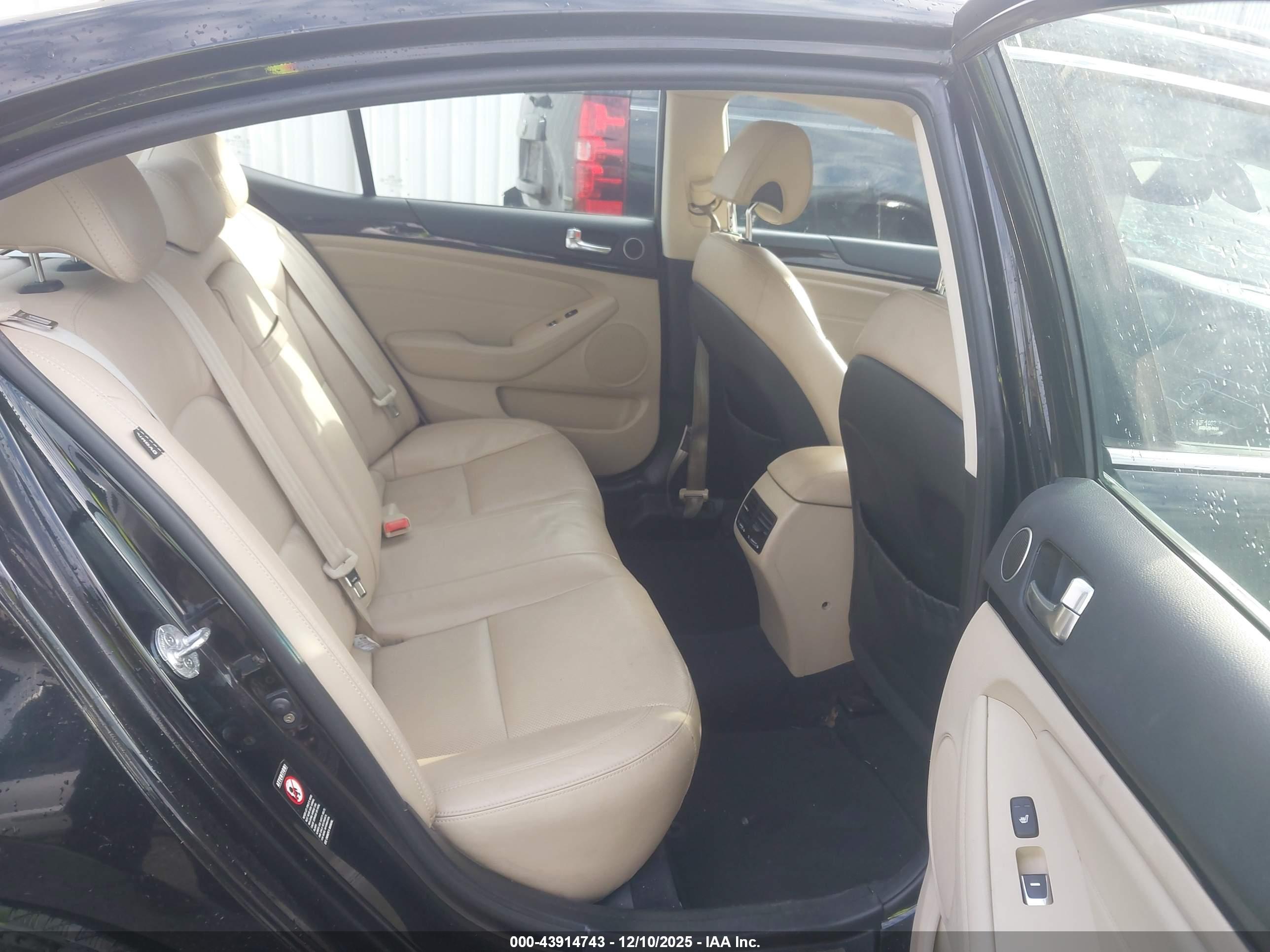KIA CADENZA image 8