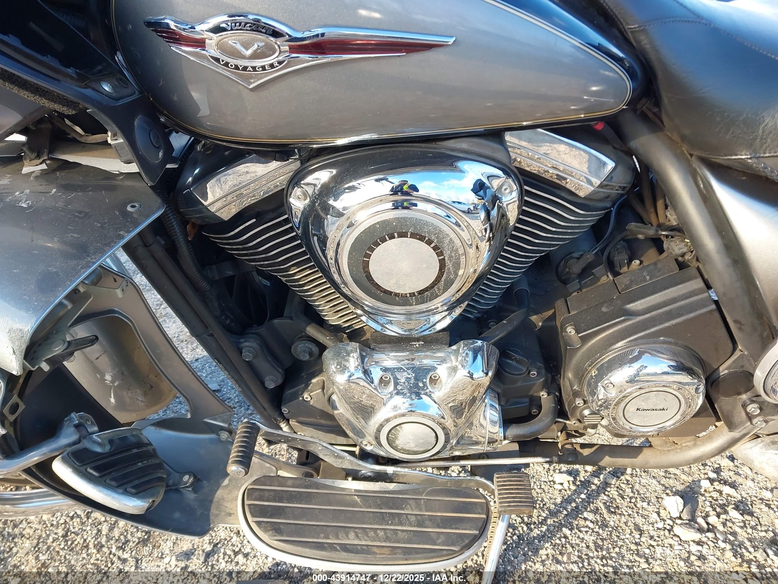 KAWASAKI VN1700 image 9