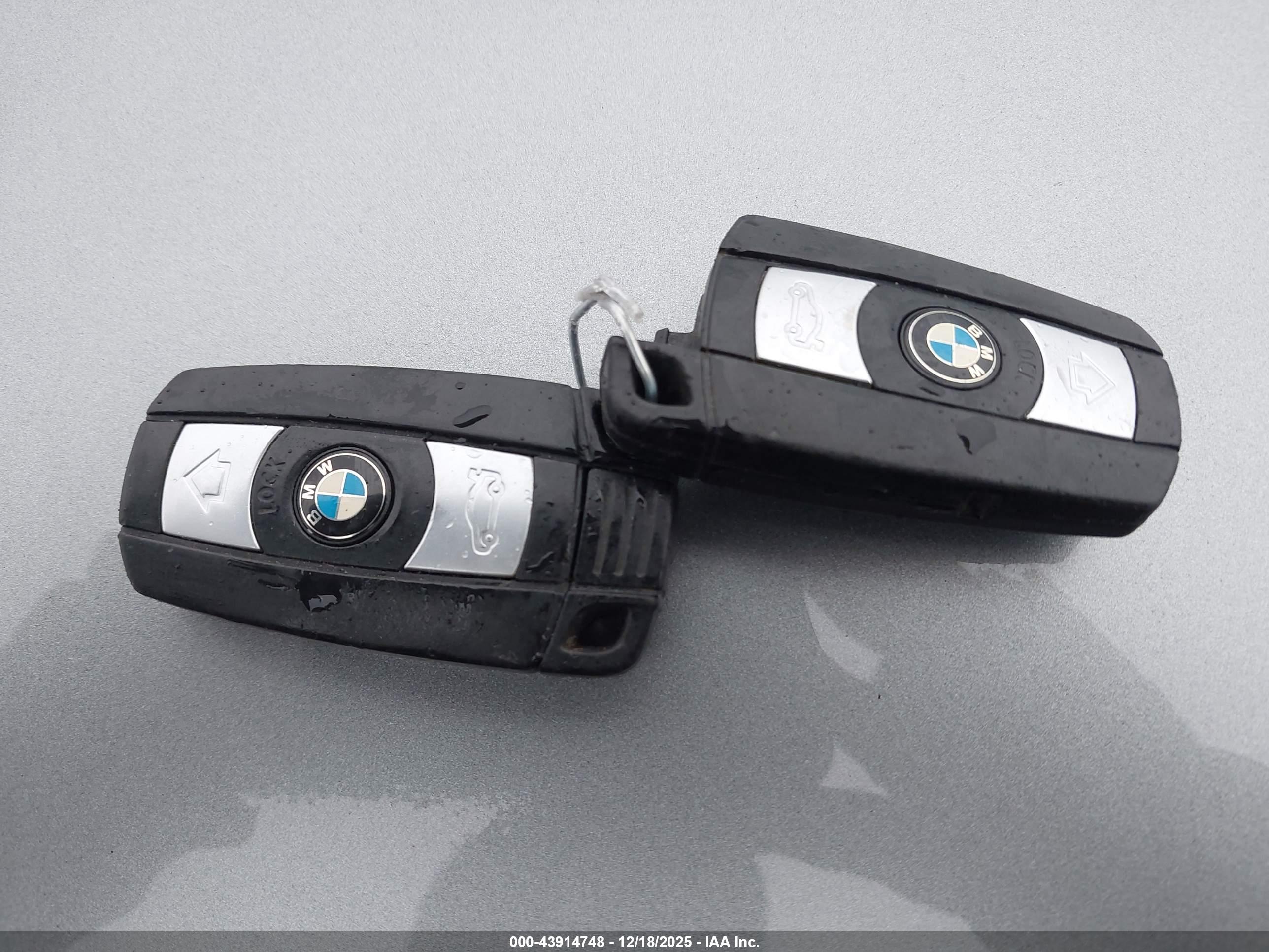 BMW 528I image 11