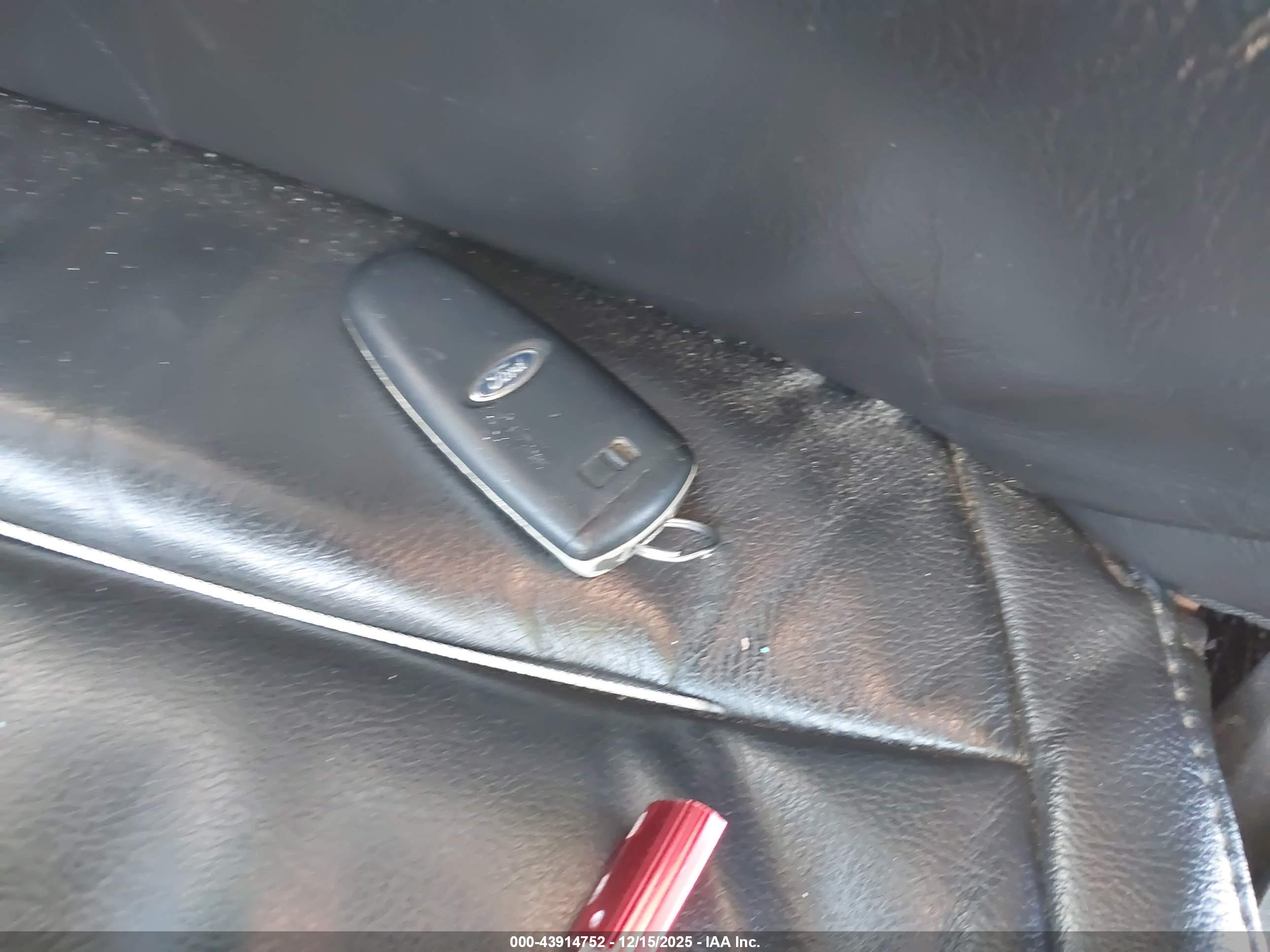 FORD FLEX image 11