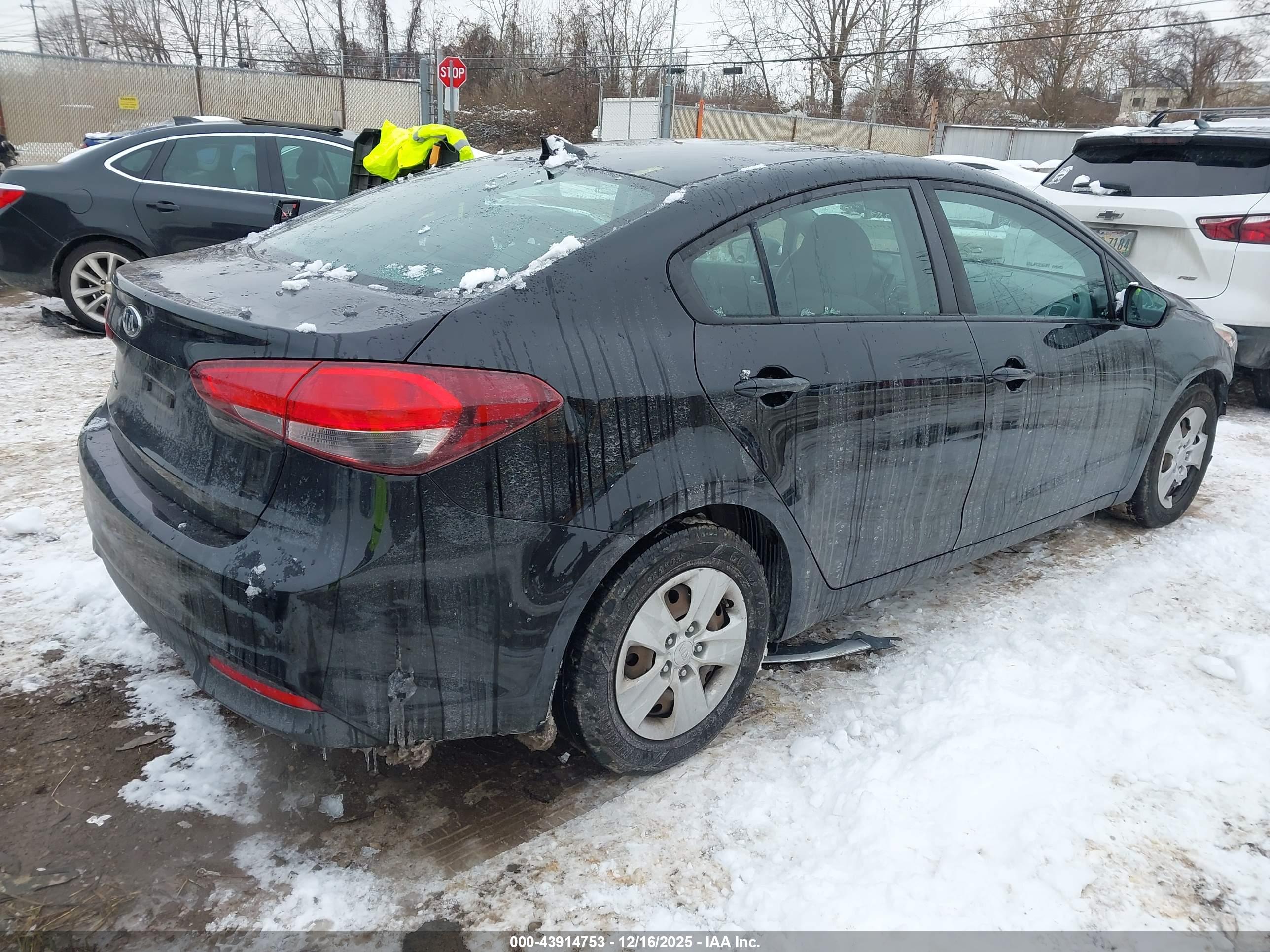 KIA FORTE image 4