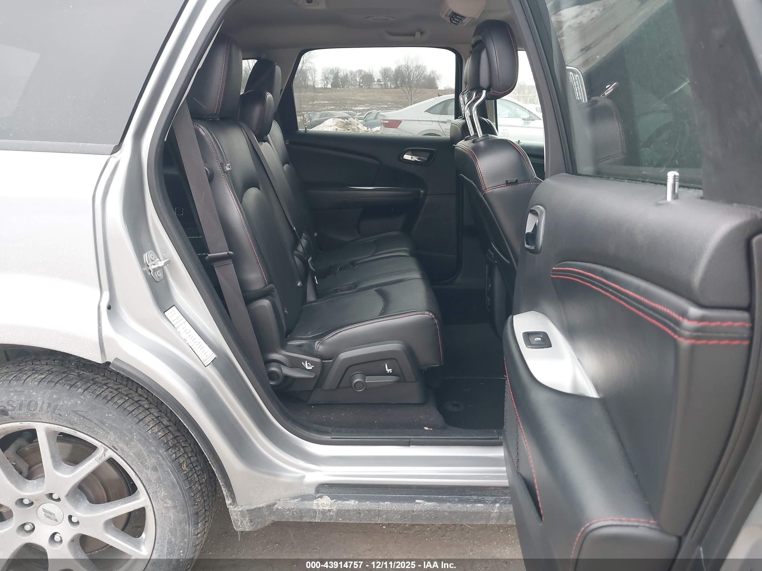 DODGE JOURNEY image 8