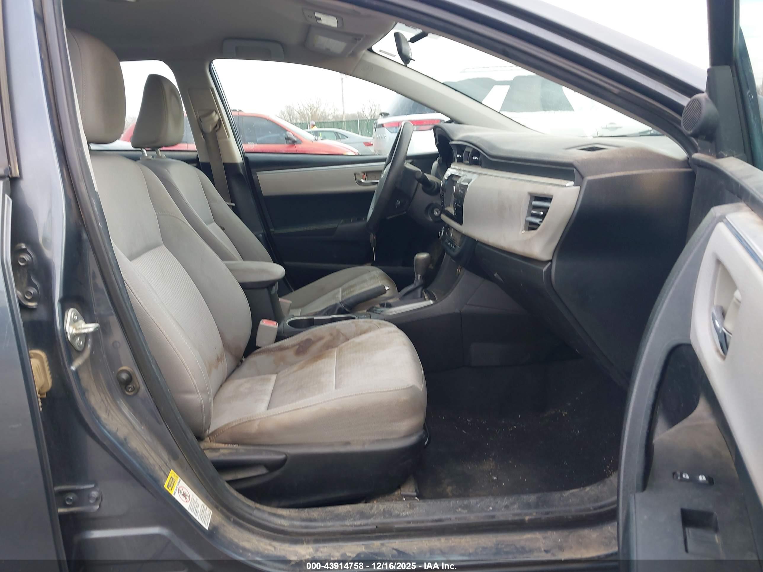 TOYOTA COROLLA image 5