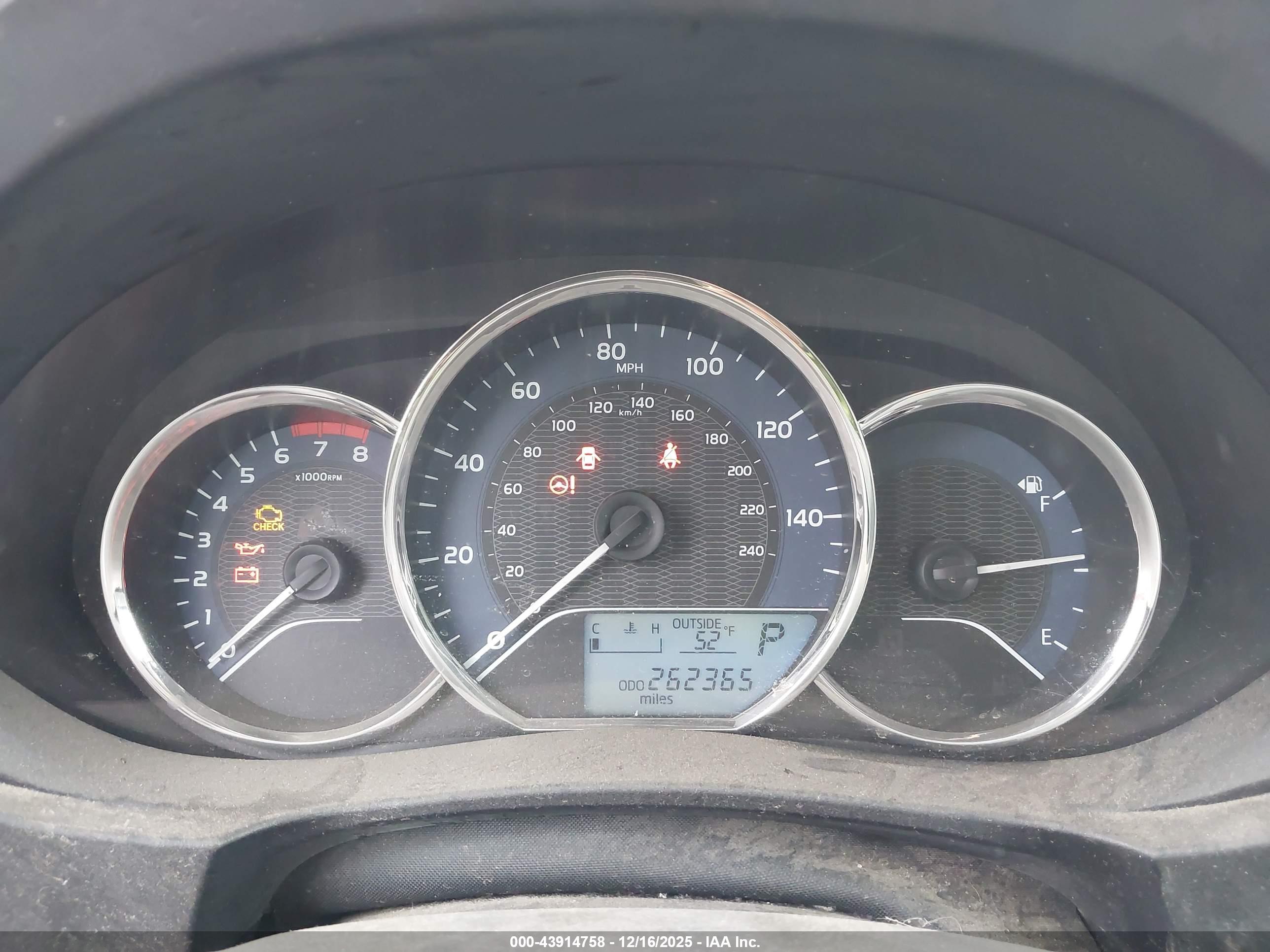 TOYOTA COROLLA image 7