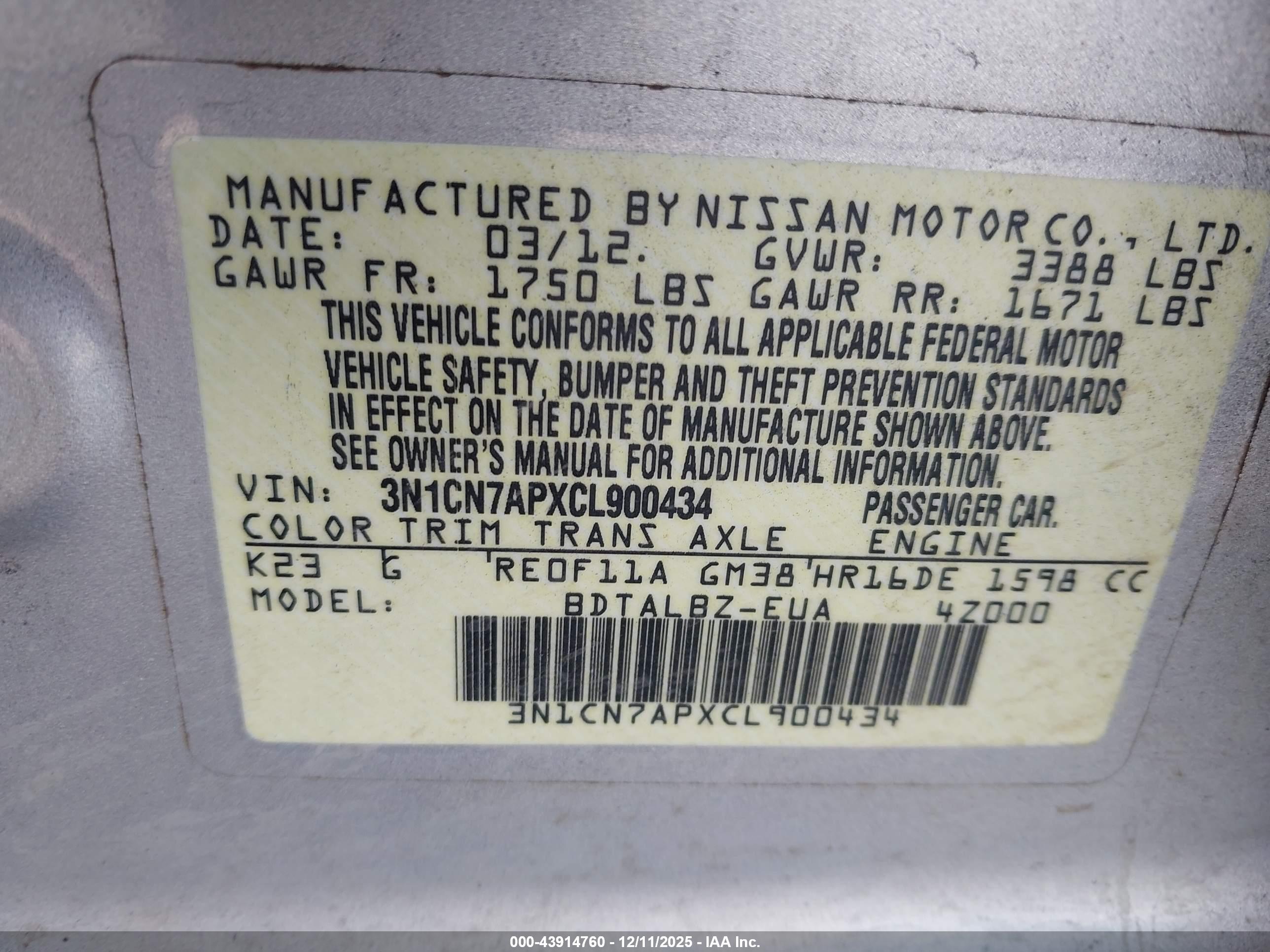 NISSAN VERSA image 9