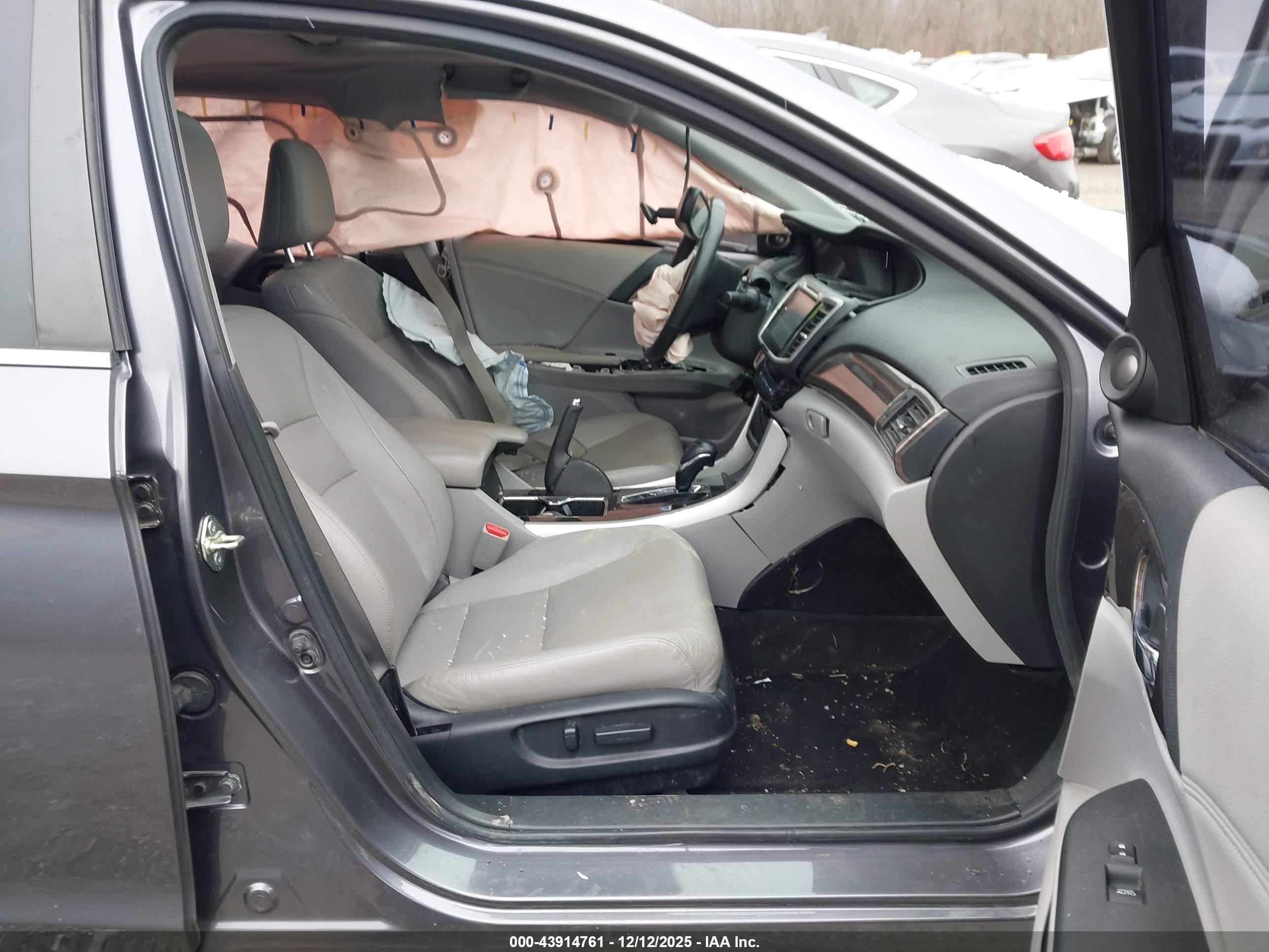 HONDA ACCORD image 5