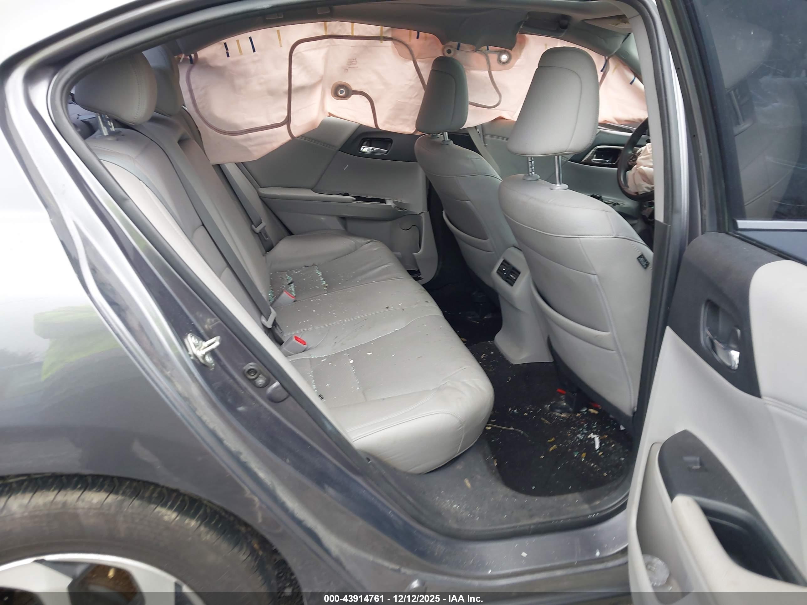 HONDA ACCORD image 8