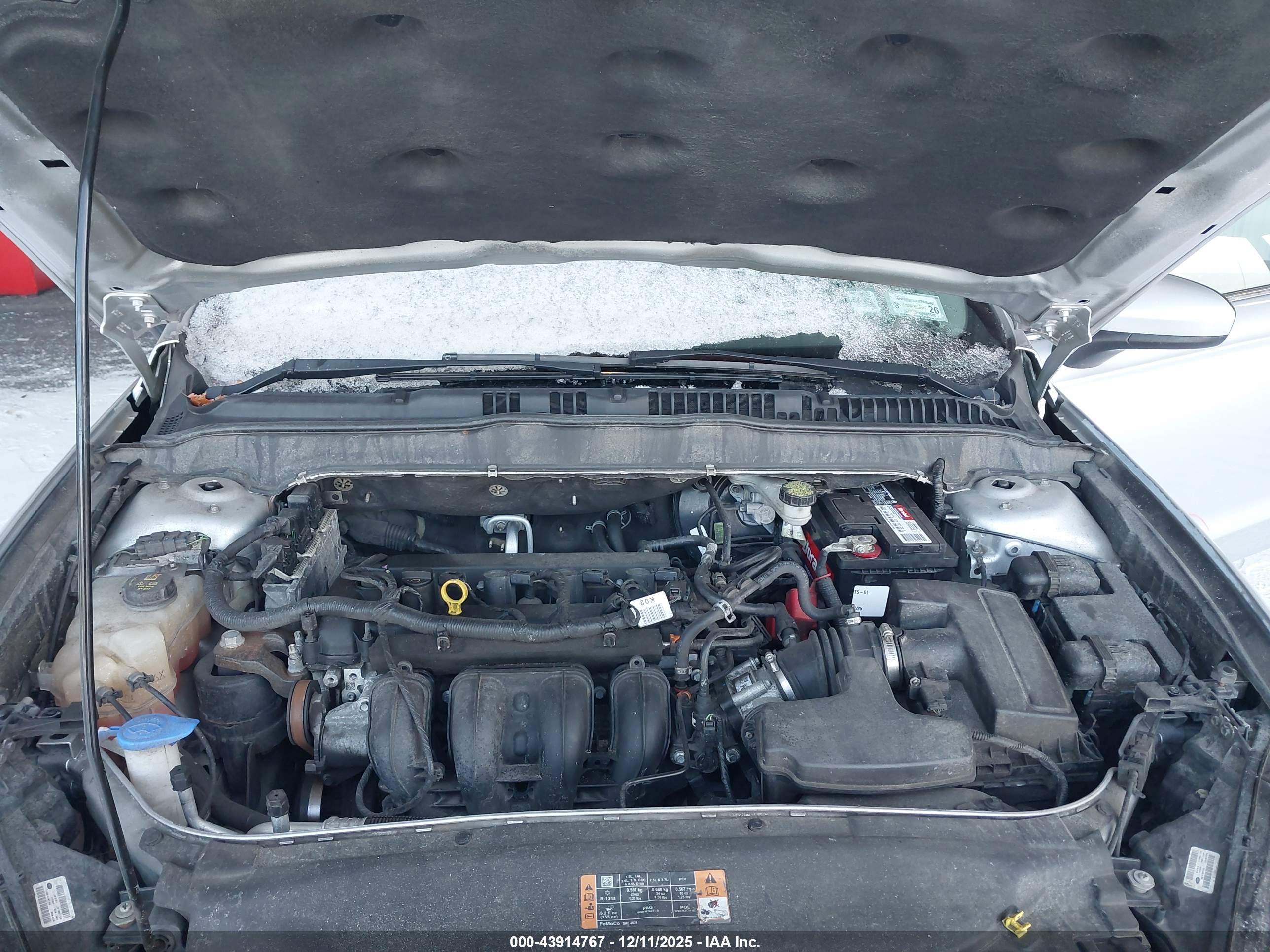 FORD FUSION image 10