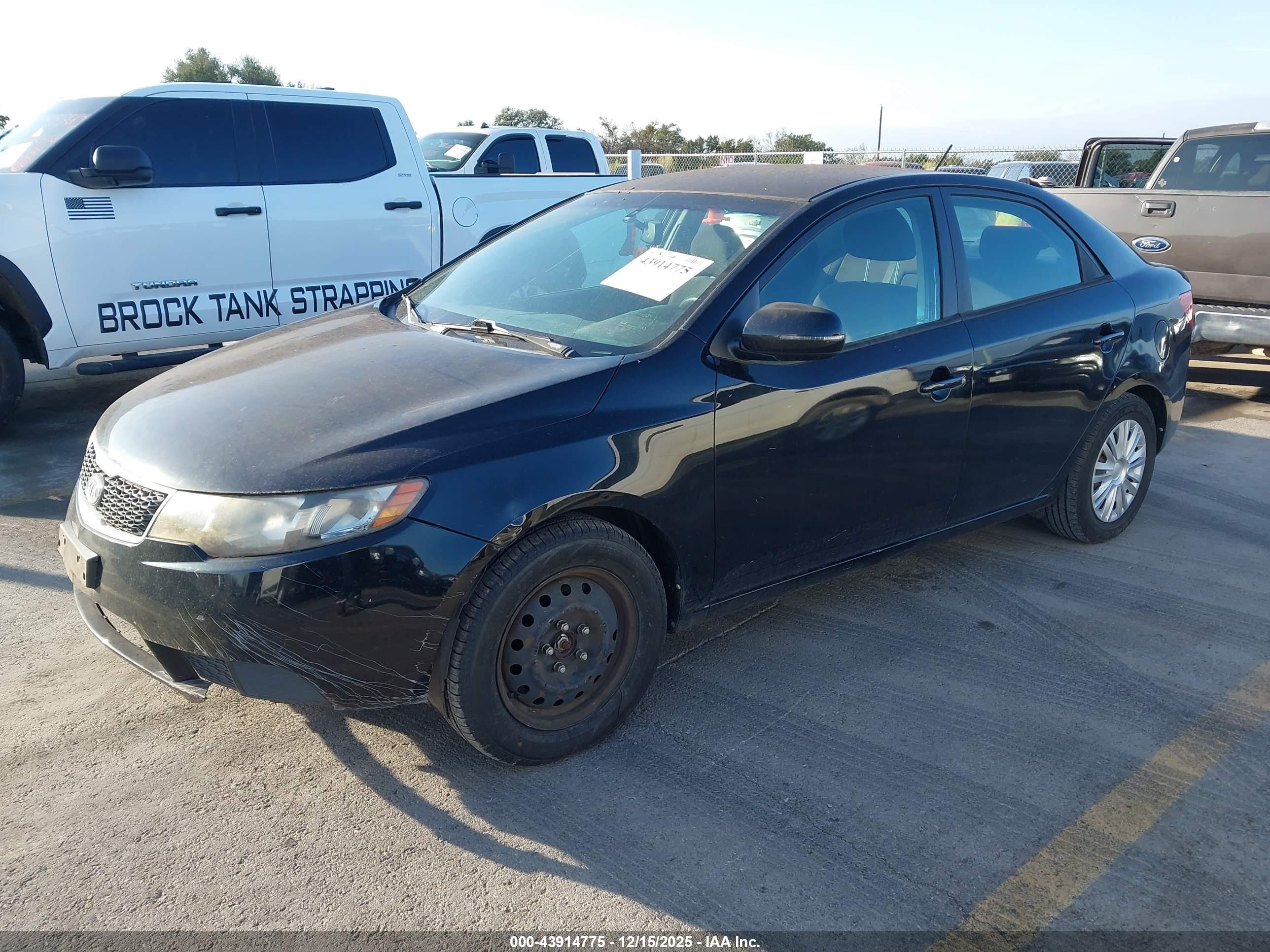 KIA FORTE image 2