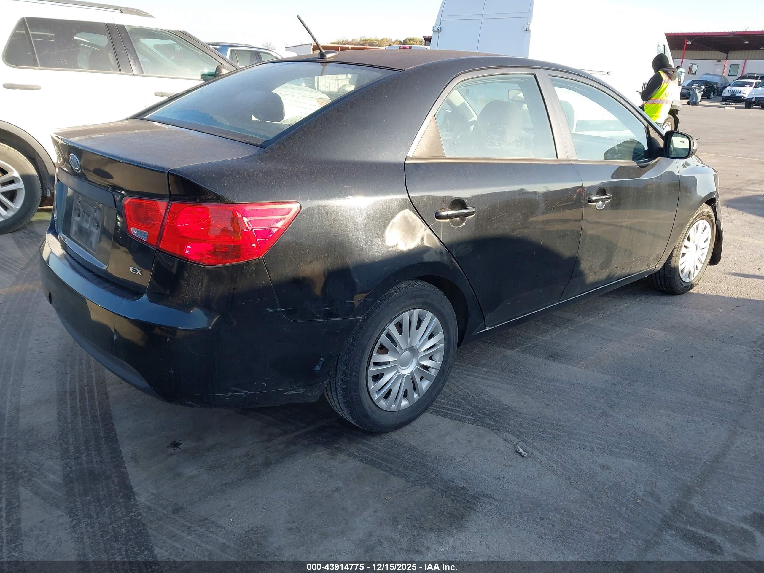 KIA FORTE image 4