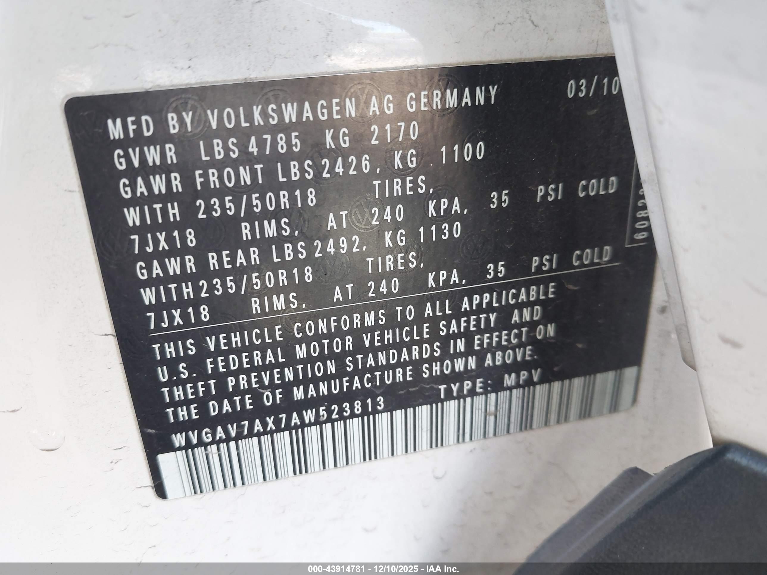 VOLKSWAGEN TIGUAN image 9