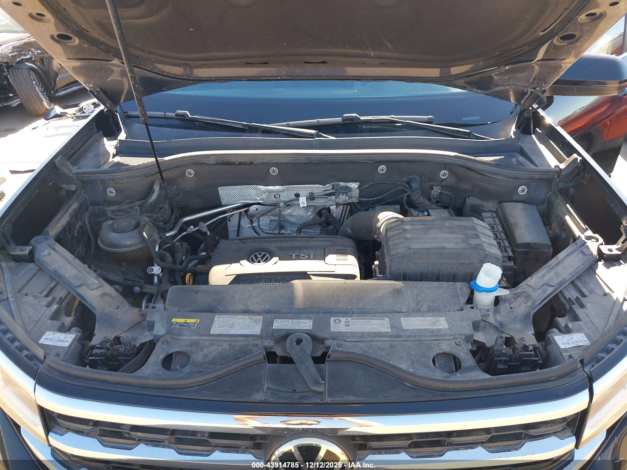 VOLKSWAGEN ATLAS image 10