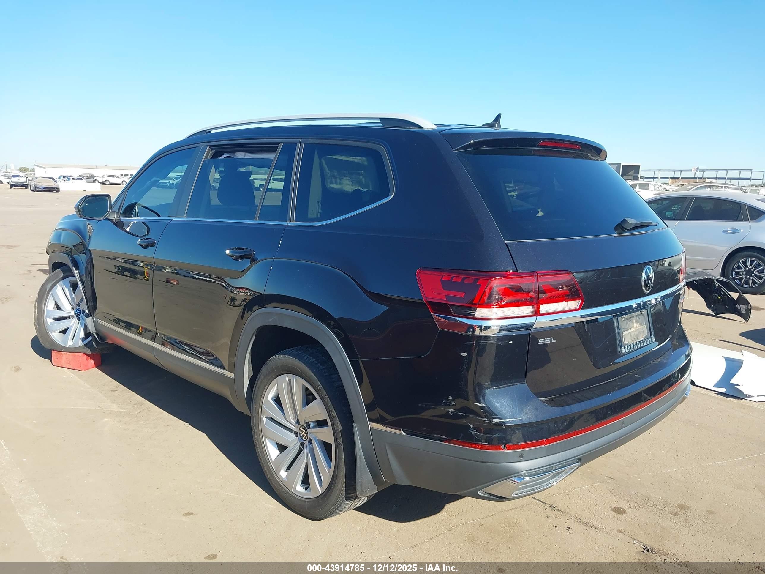 VOLKSWAGEN ATLAS image 3