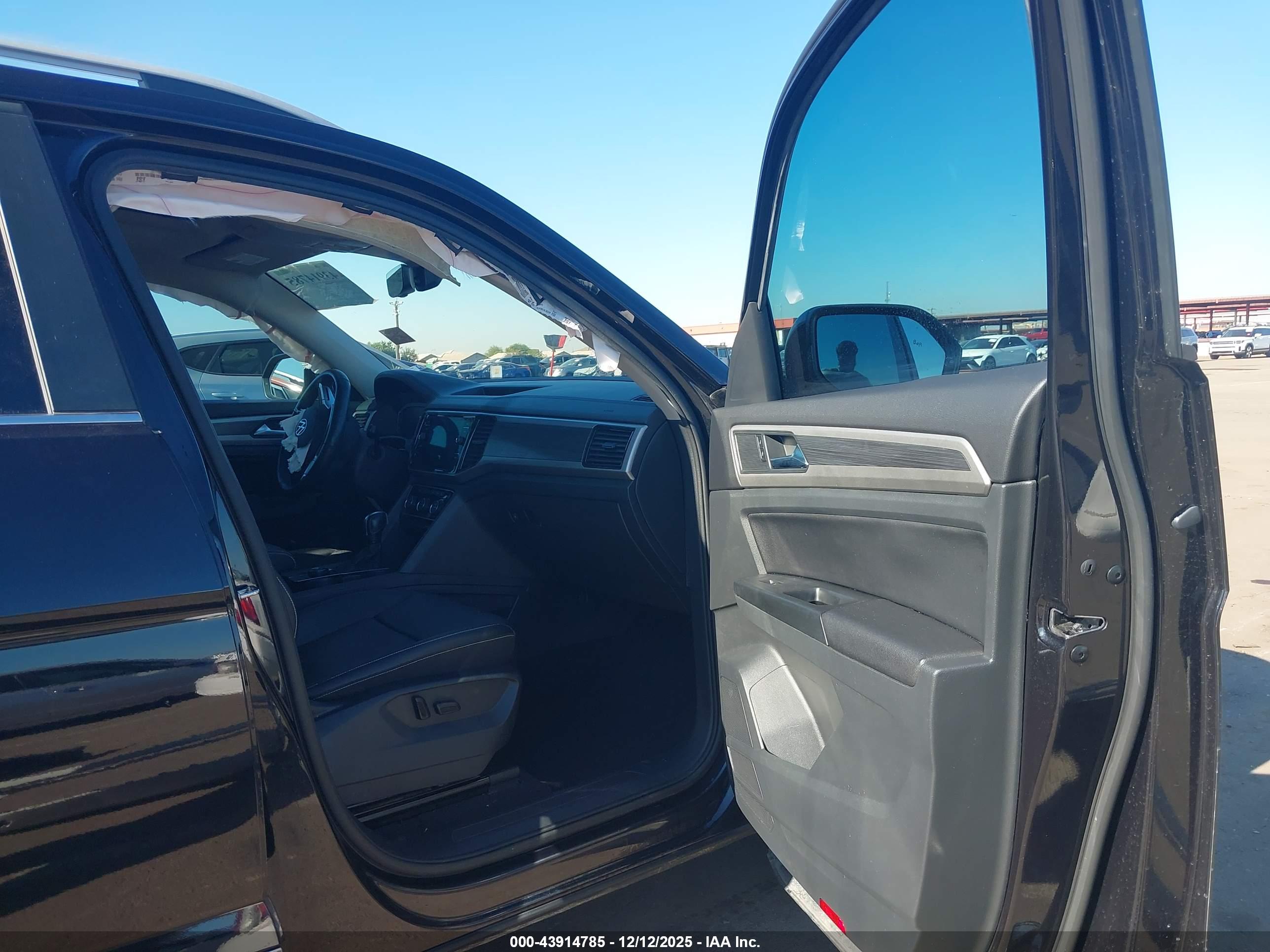 VOLKSWAGEN ATLAS image 5