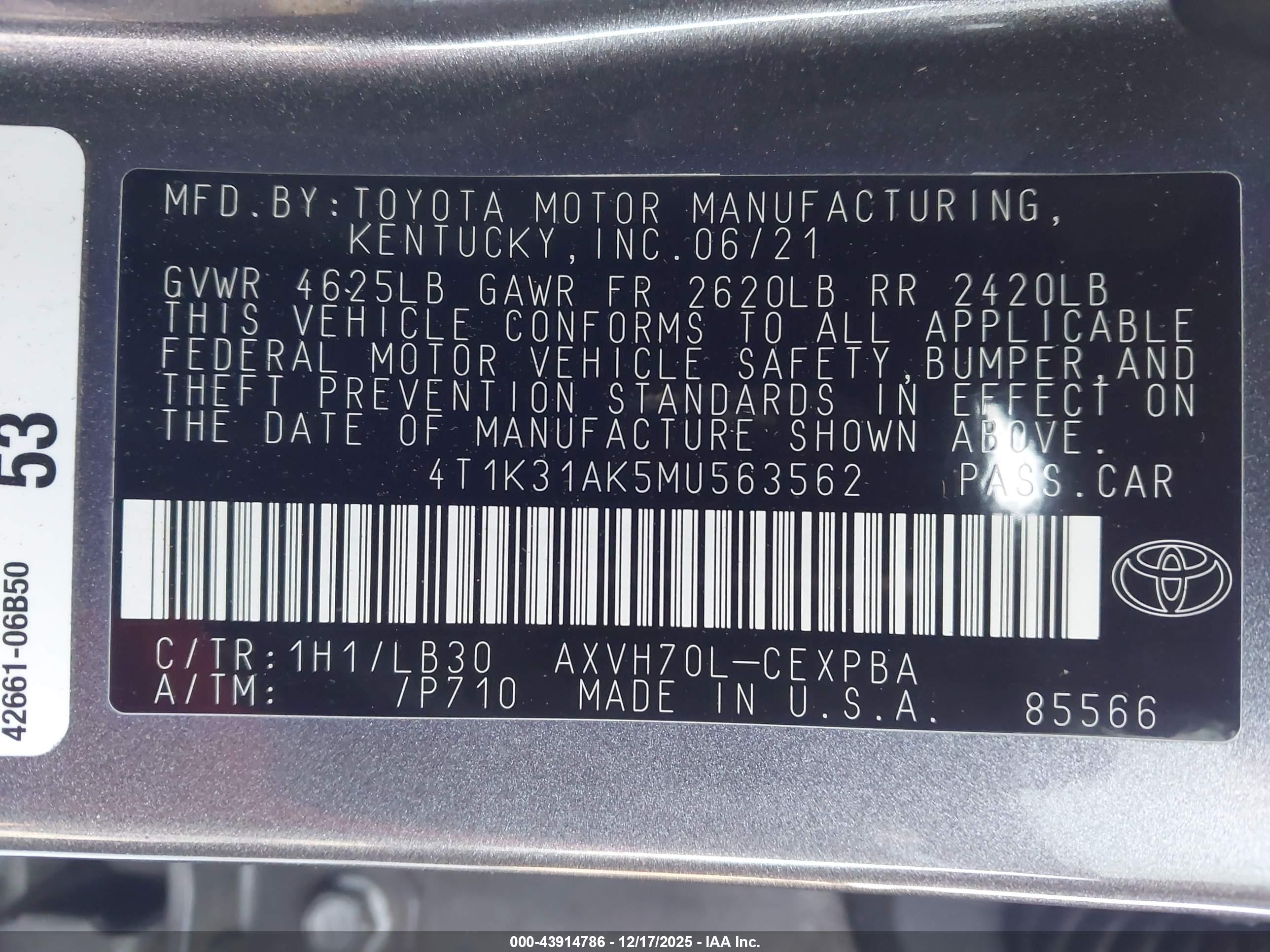 TOYOTA CAMRY image 9