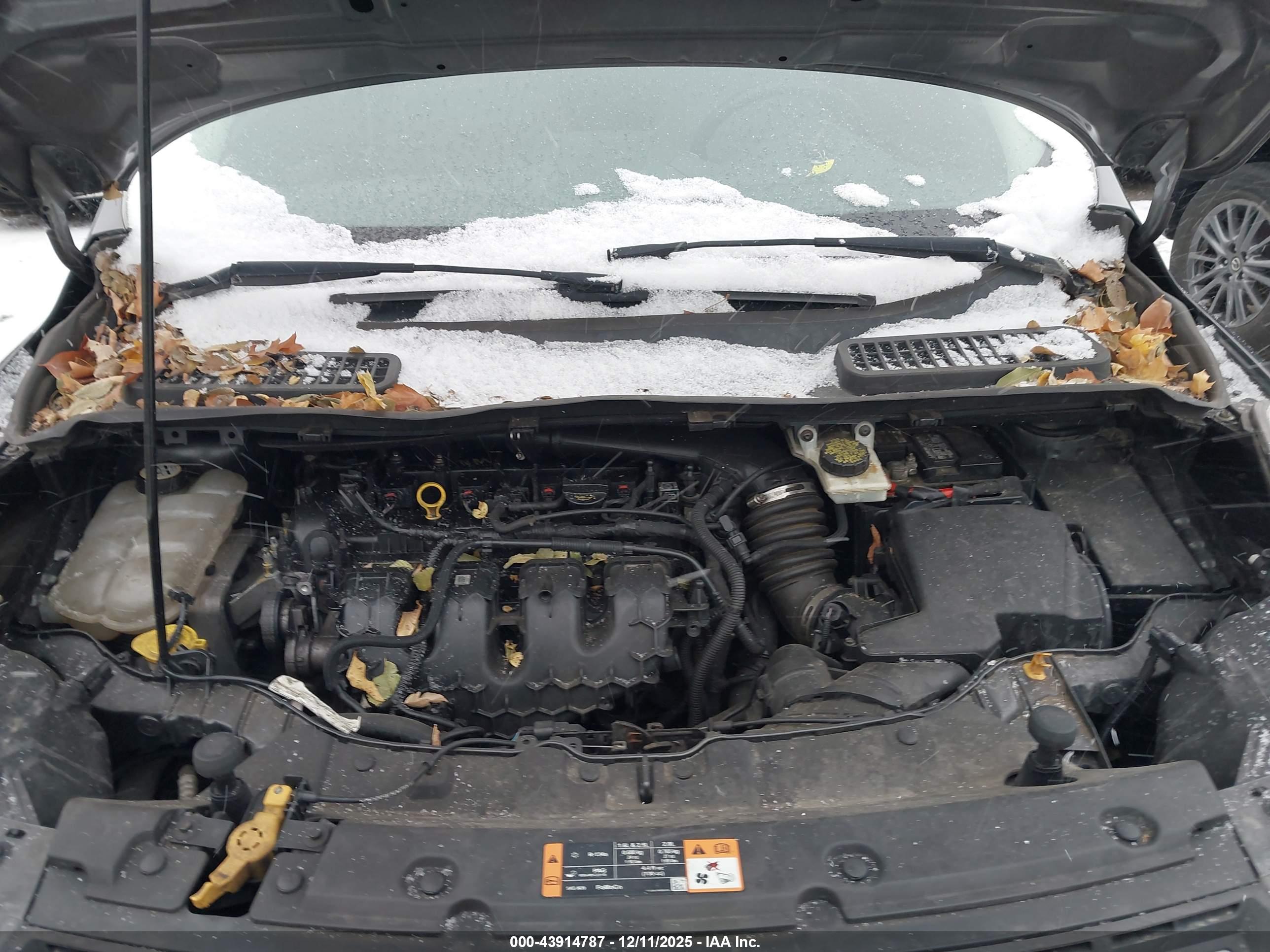 FORD ESCAPE image 10