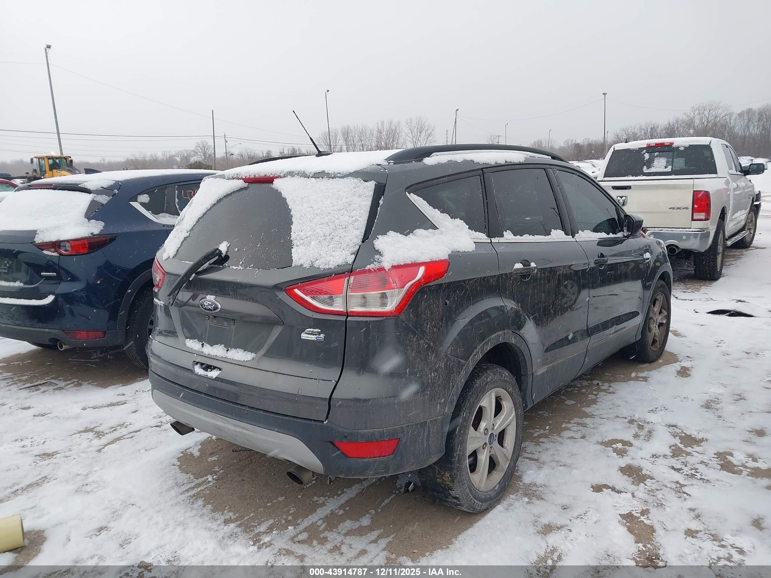 FORD ESCAPE image 4