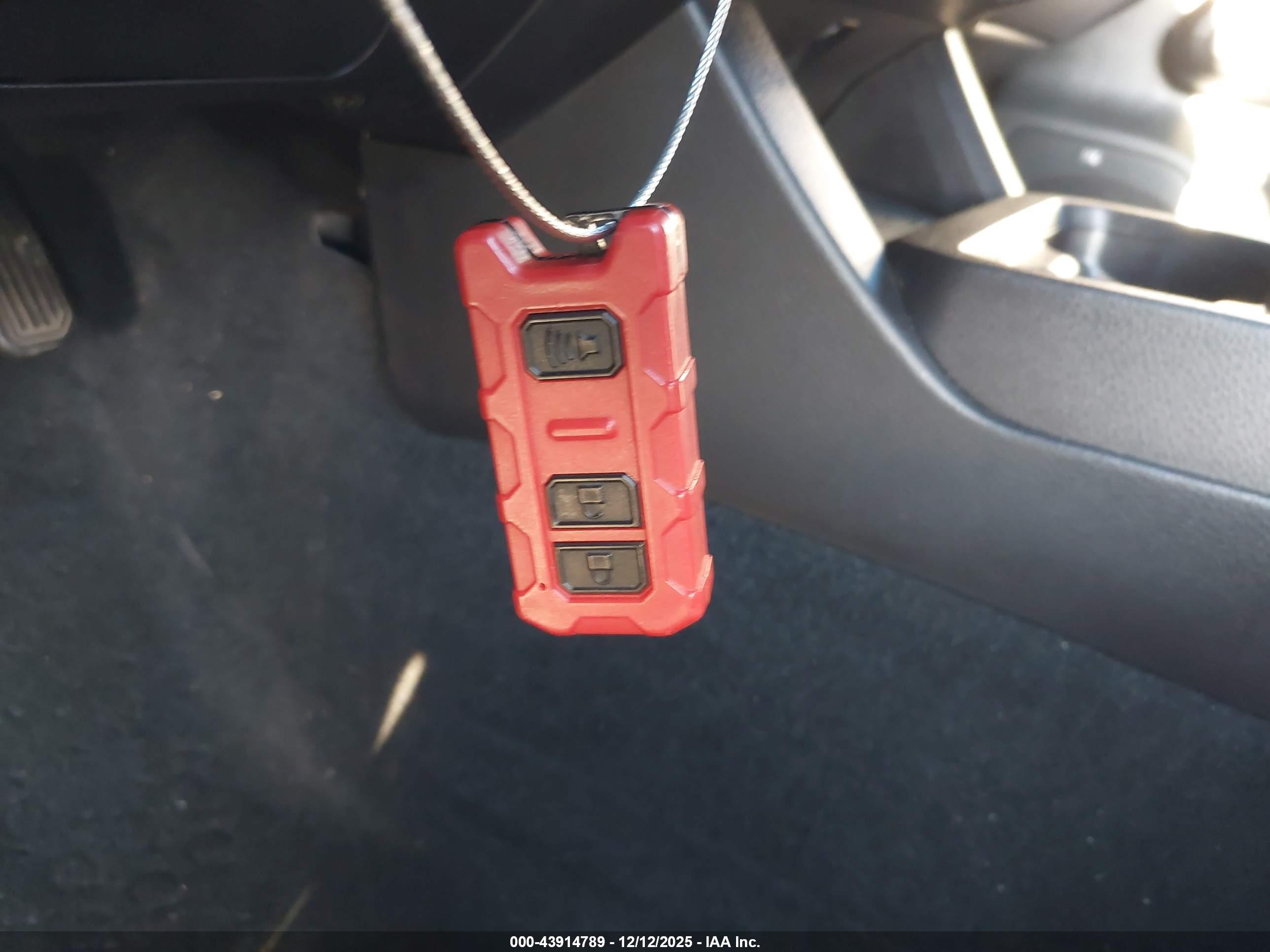 TOYOTA TACOMA image 11