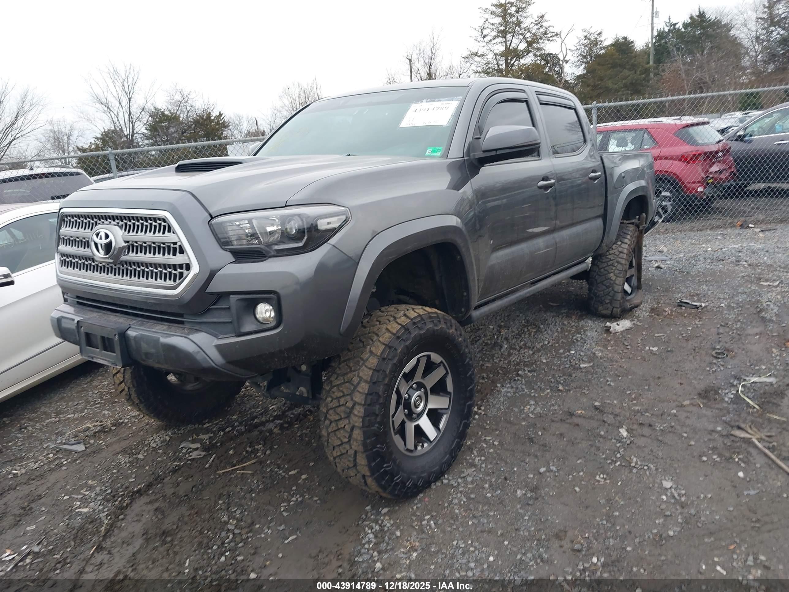 TOYOTA TACOMA image 2