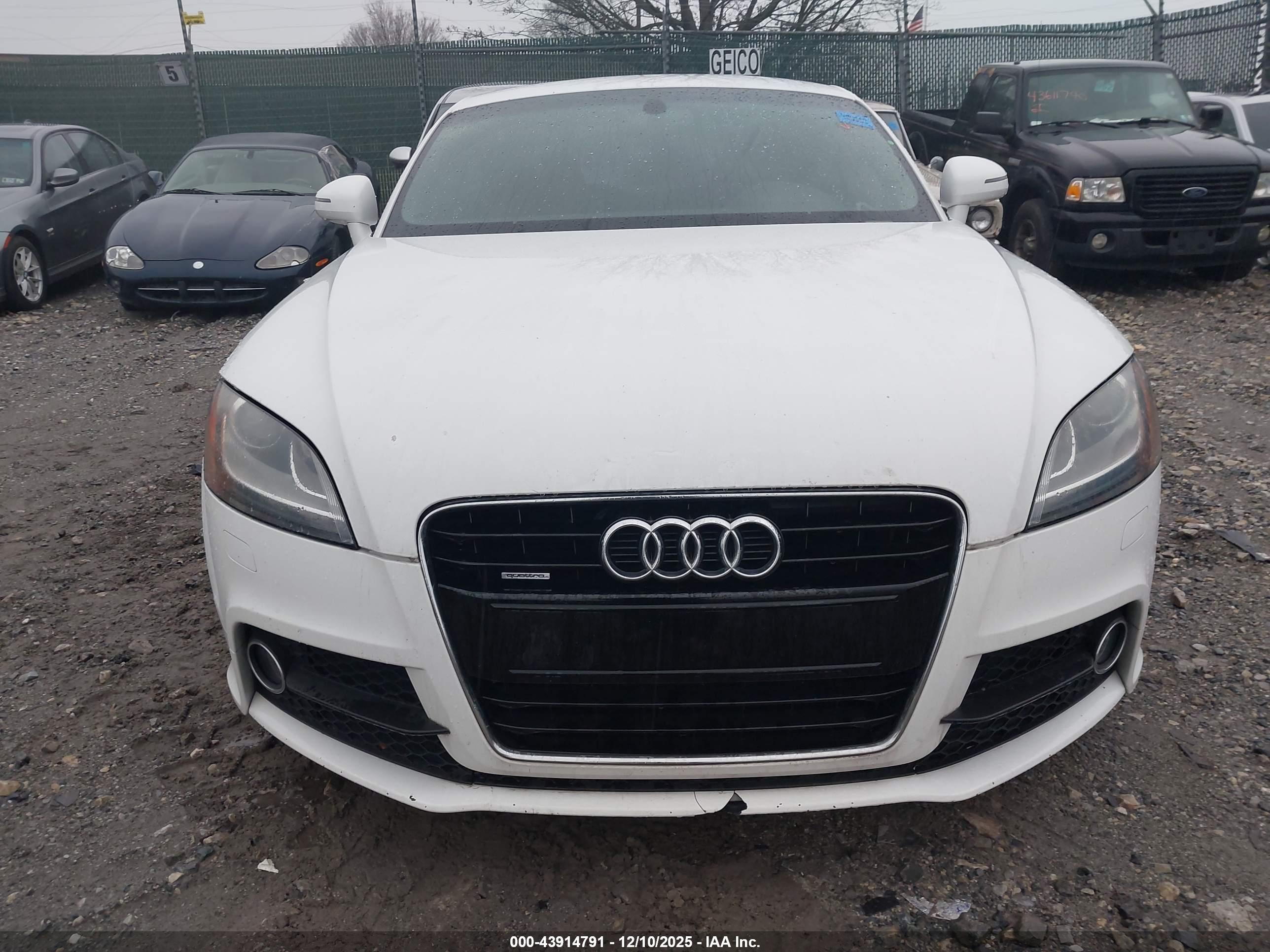 AUDI TT image 6