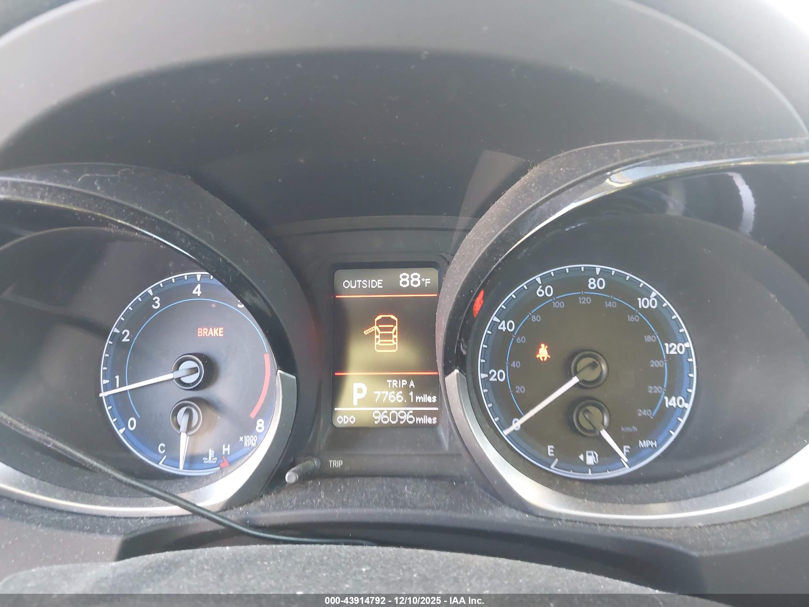 TOYOTA COROLLA image 7
