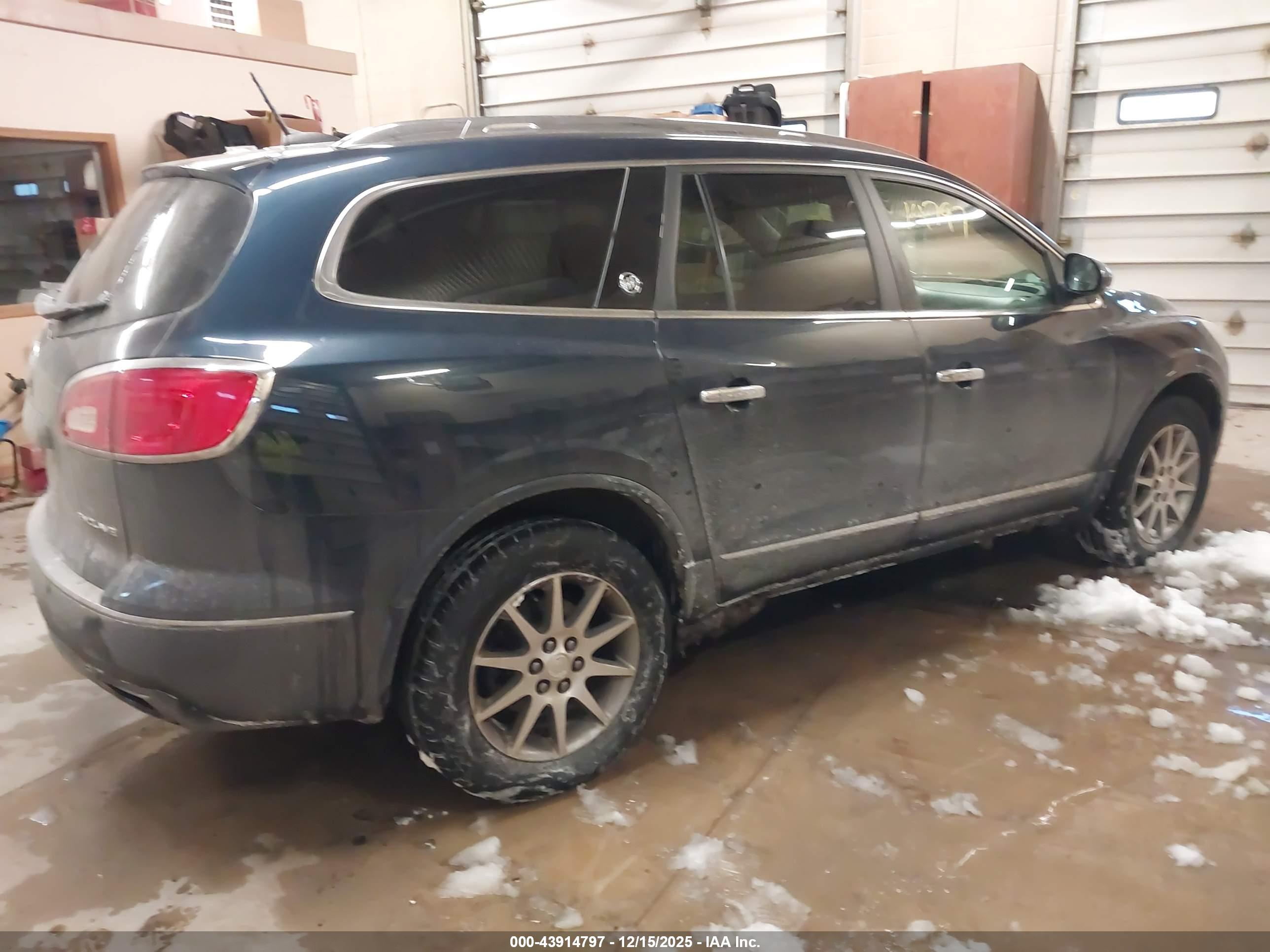 BUICK ENCLAVE image 4