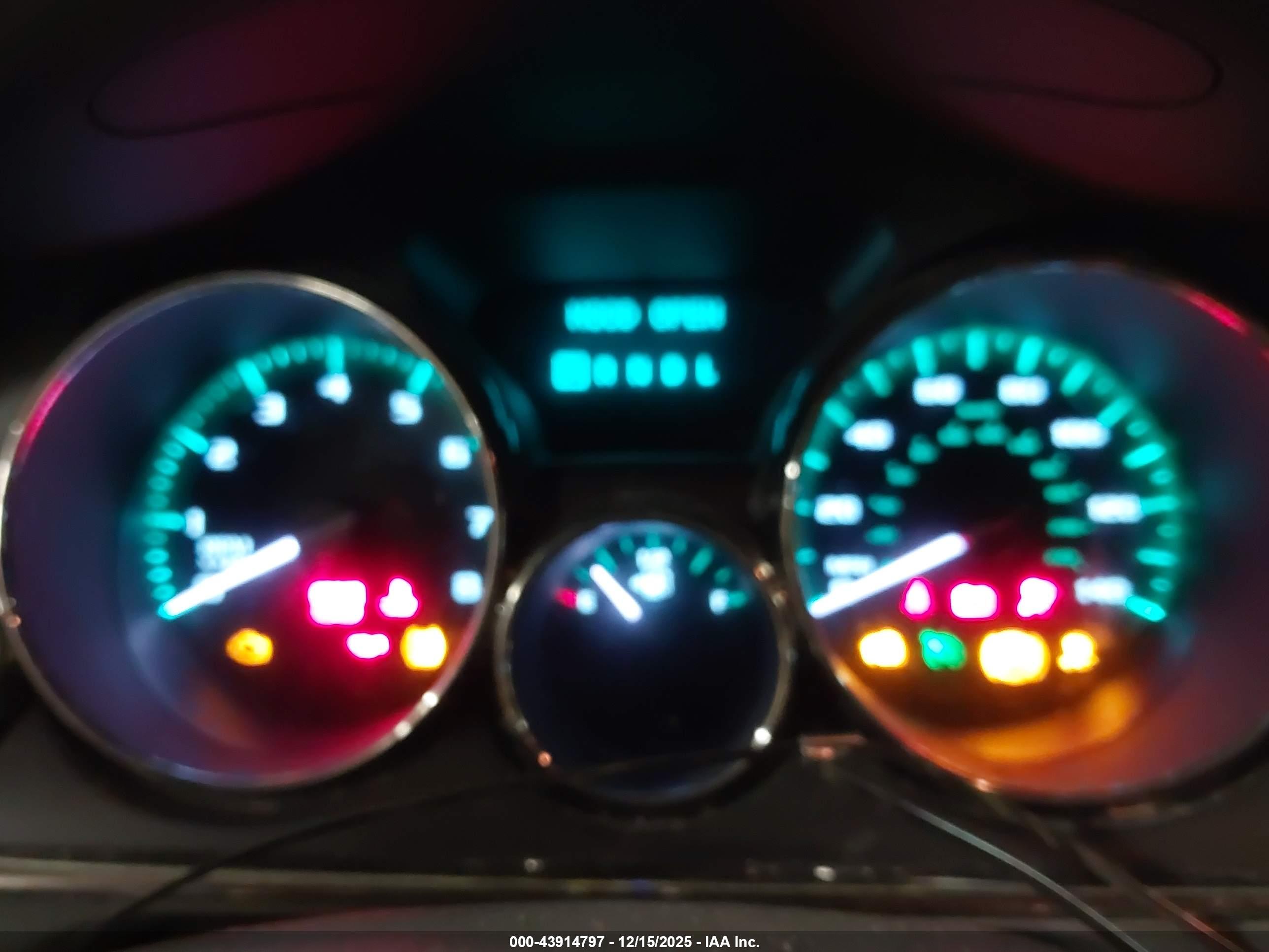 BUICK ENCLAVE image 7