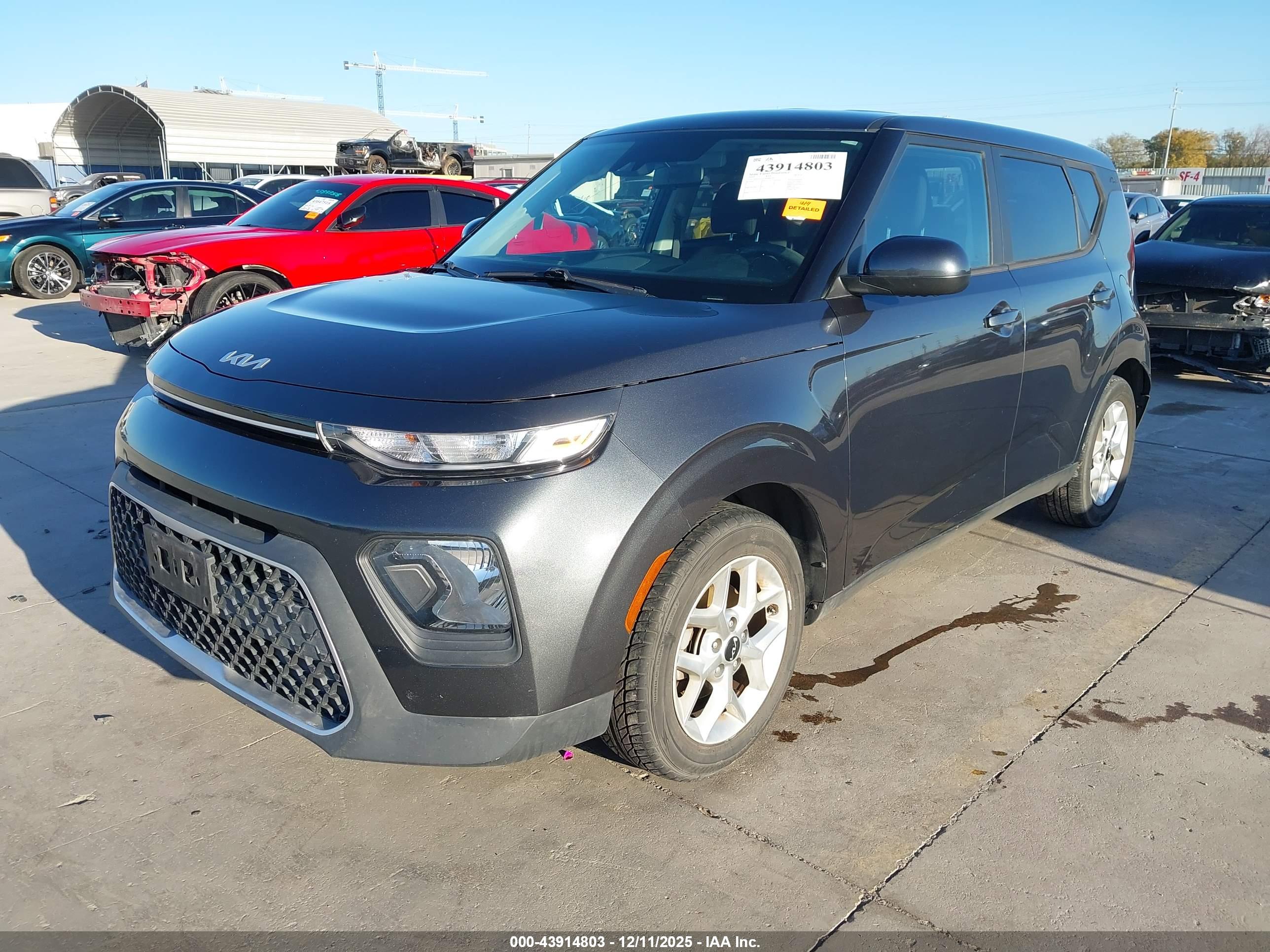 KIA SOUL image 2