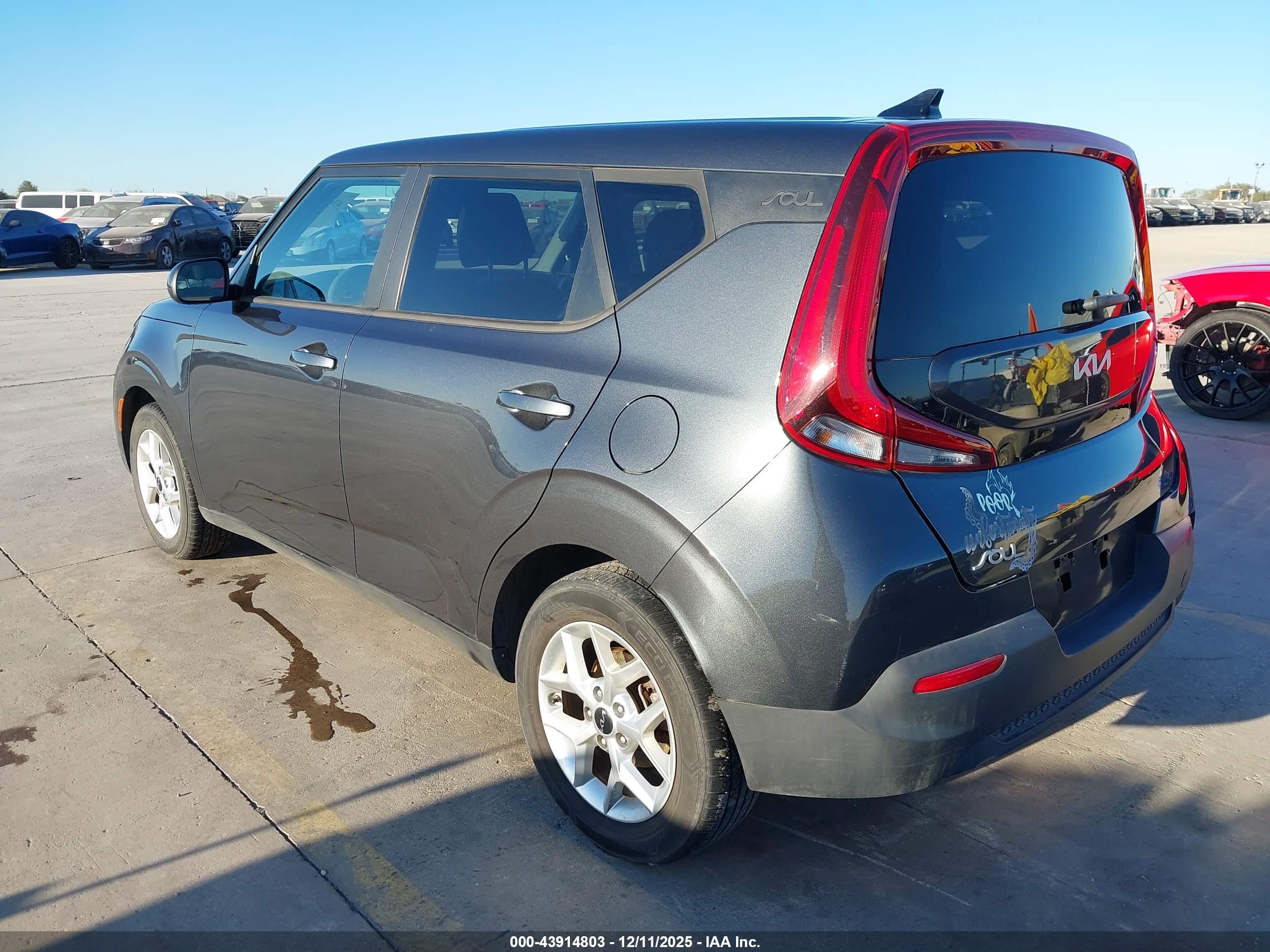 KIA SOUL image 3