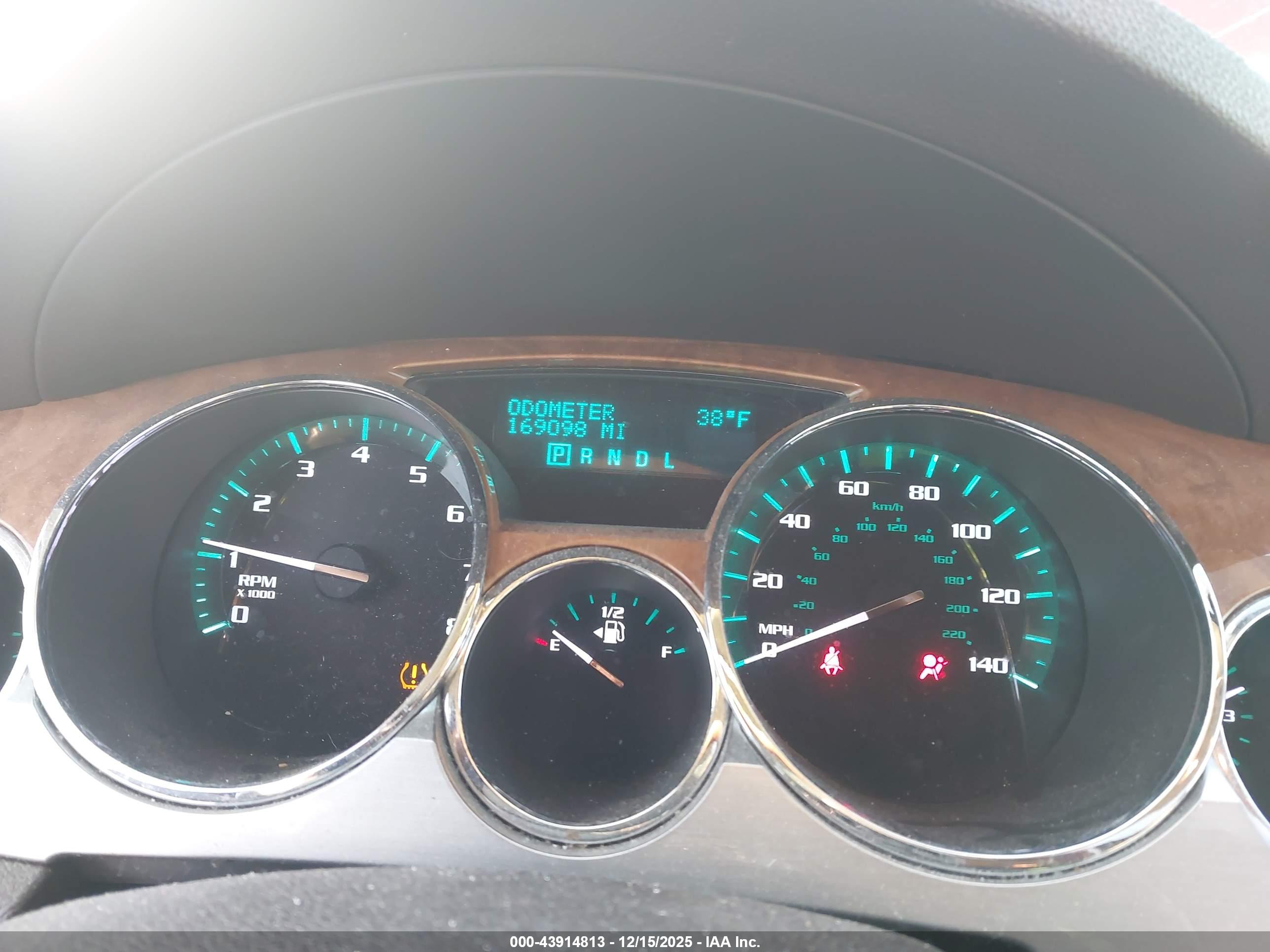 BUICK ENCLAVE image 7