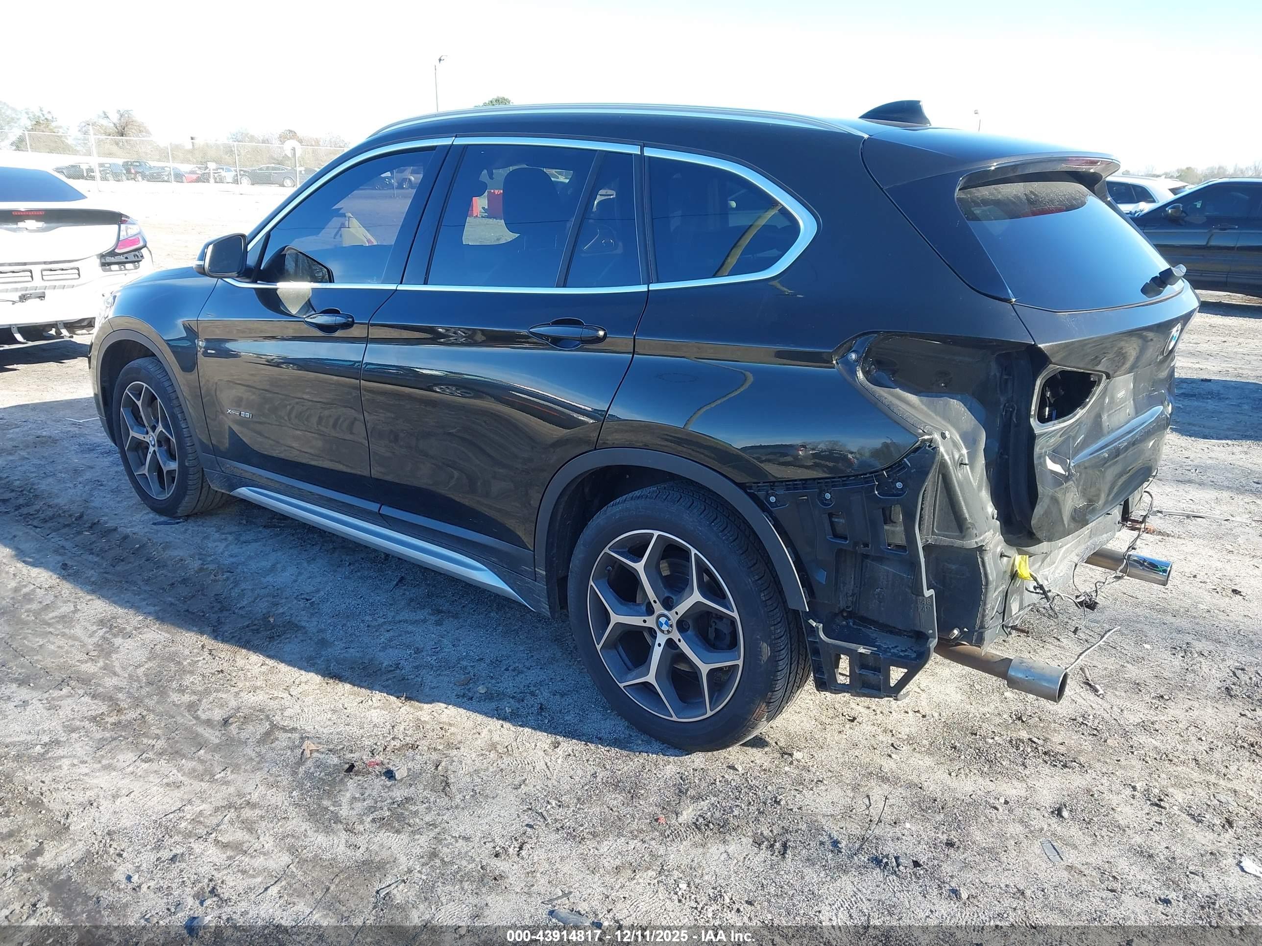 BMW X1 image 3