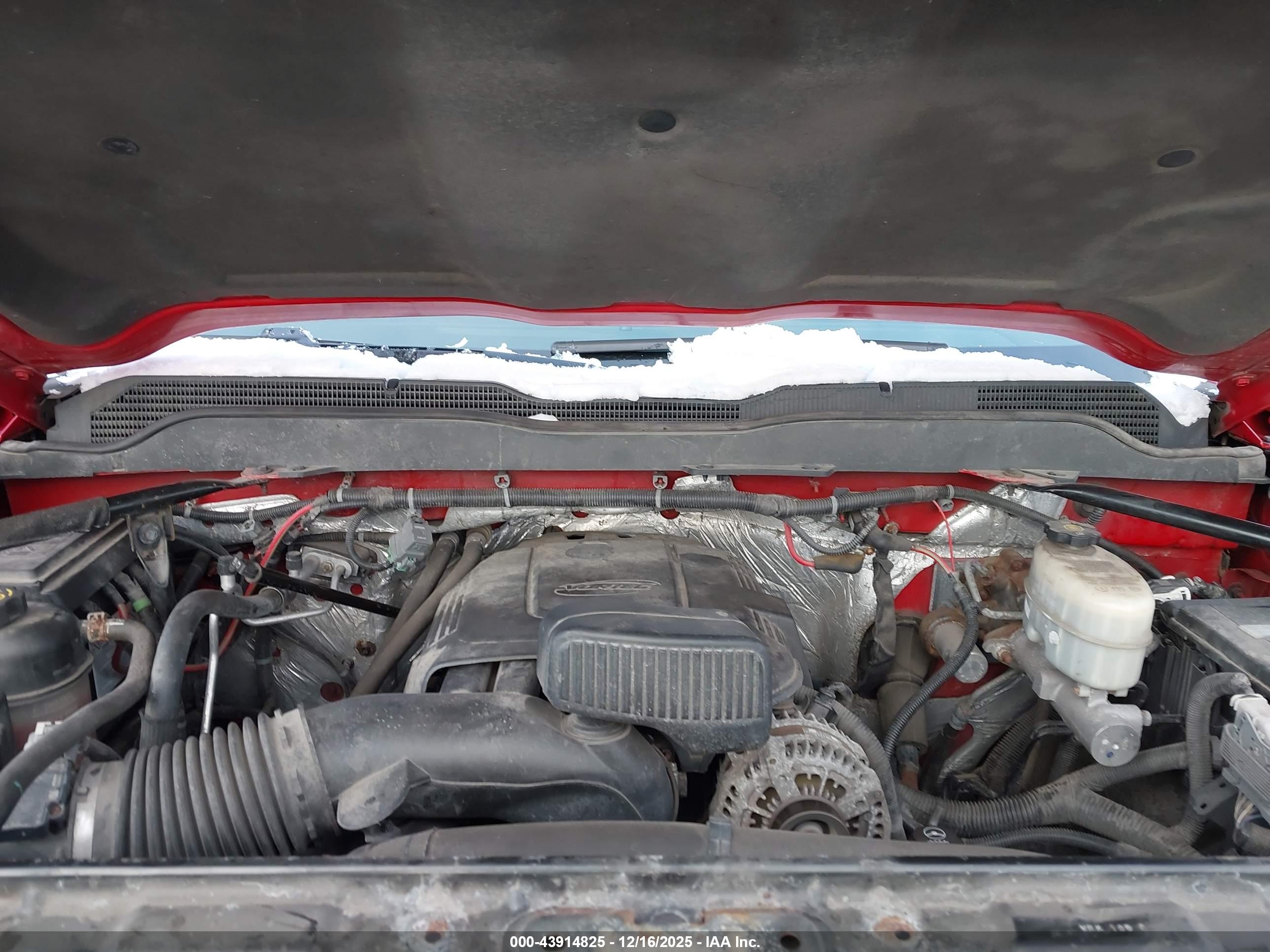 CHEVROLET SILVERADO image 10