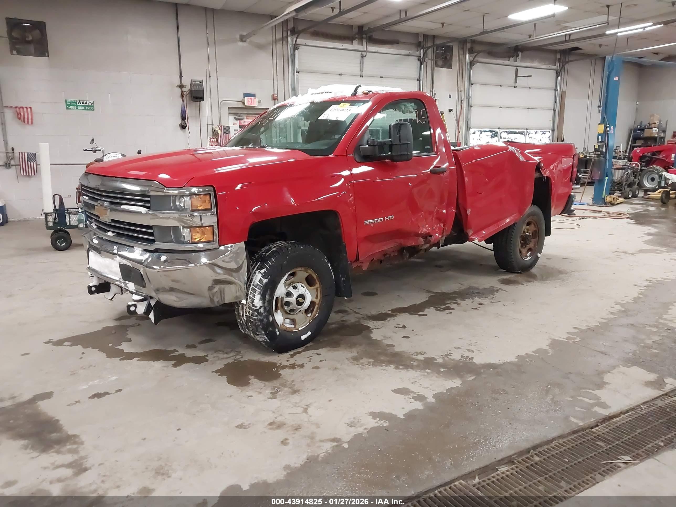 CHEVROLET SILVERADO image 2