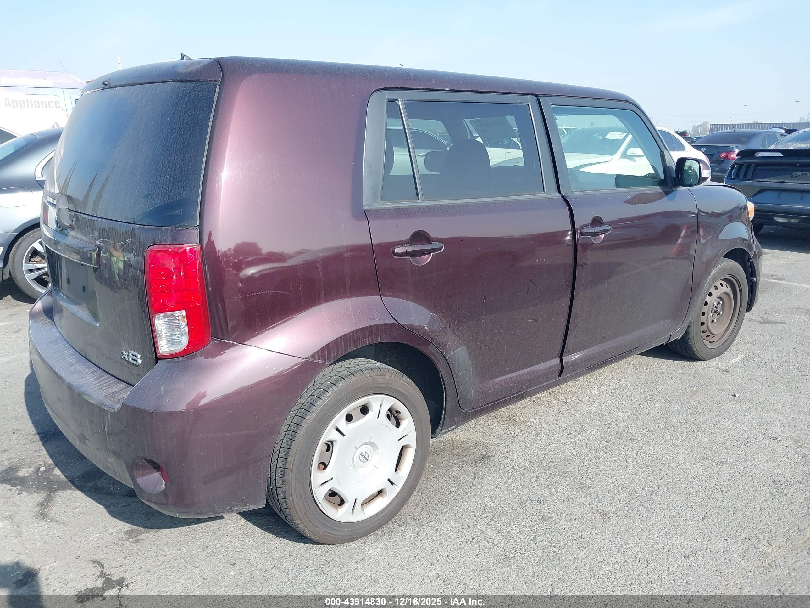 SCION XB image 4