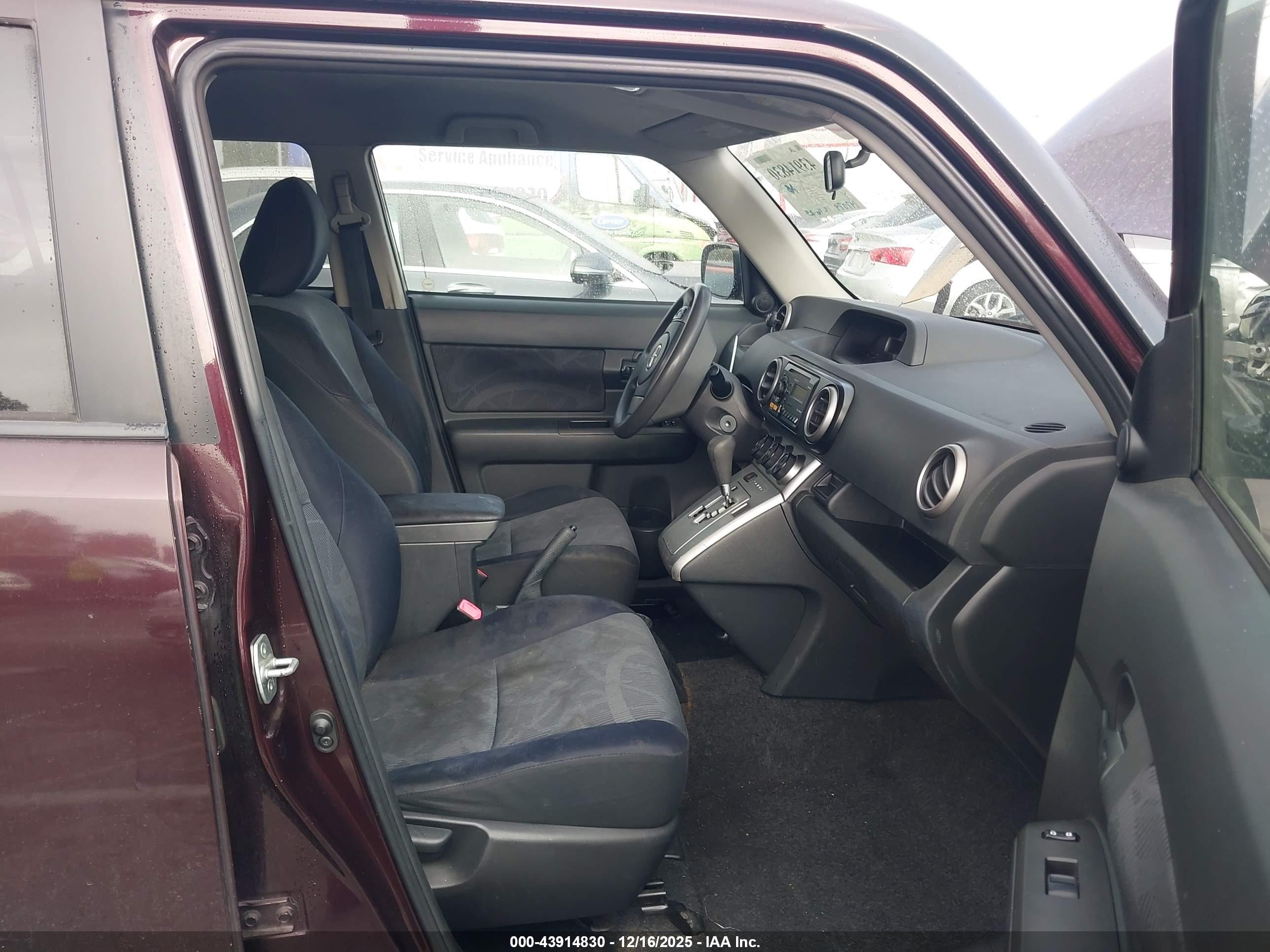 SCION XB image 5