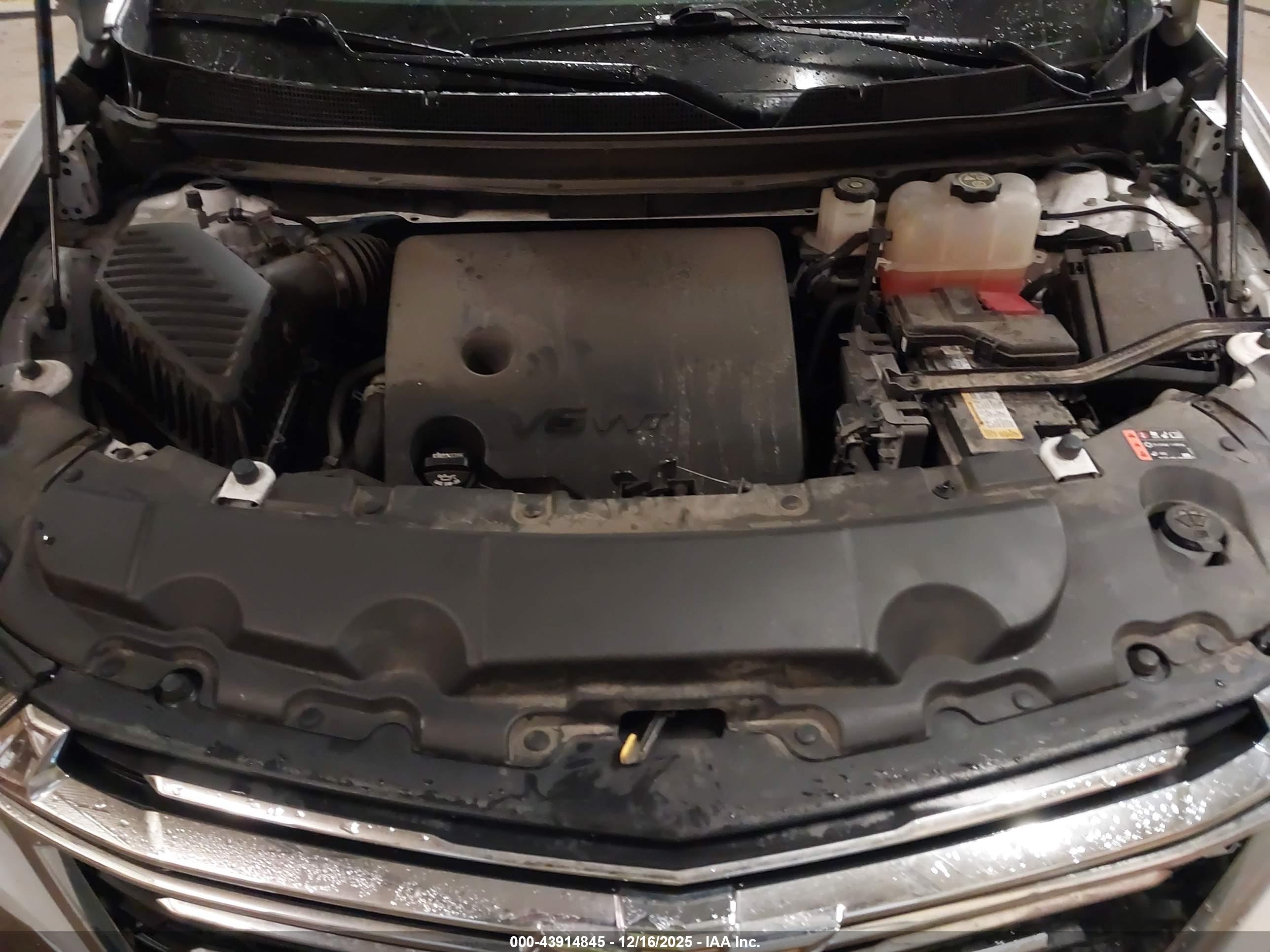 CHEVROLET TRAVERSE image 10