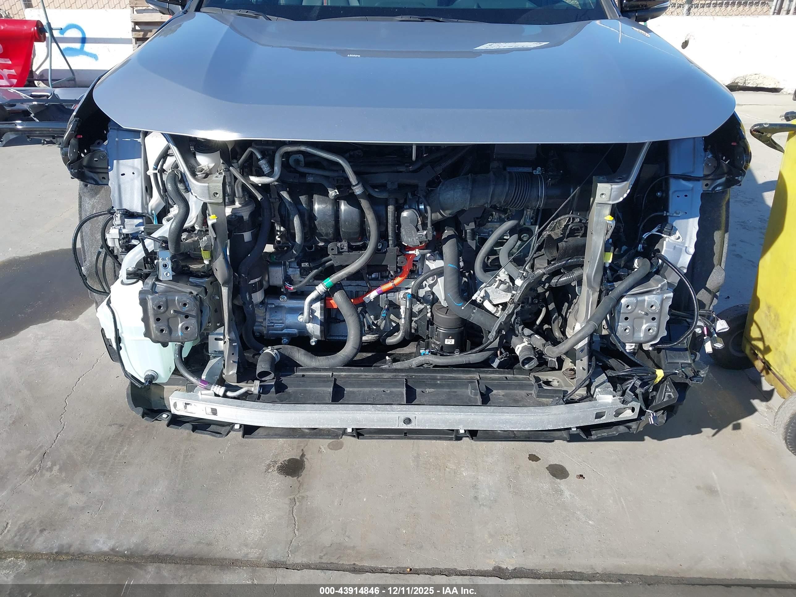 TOYOTA RAV4 image 6