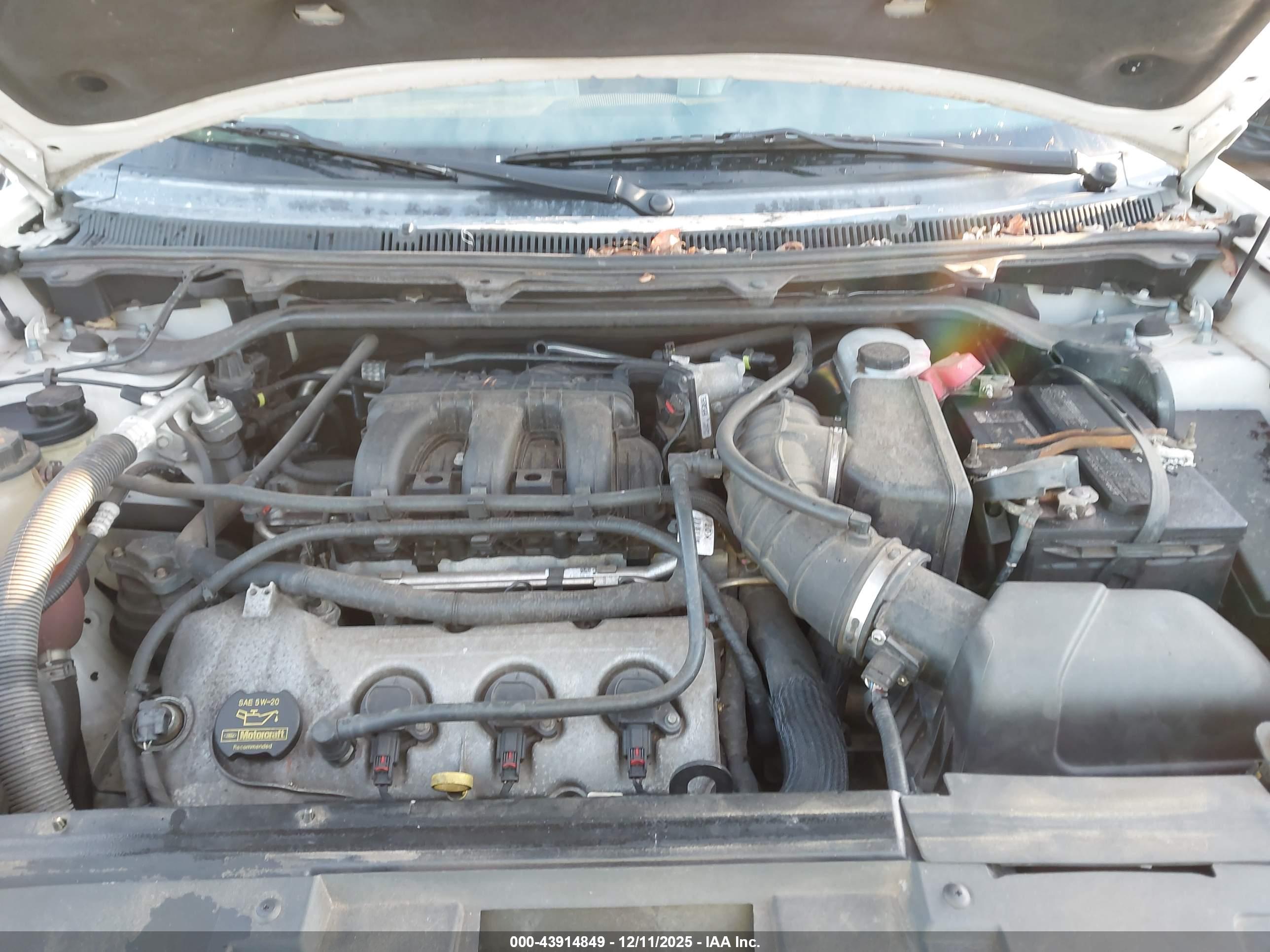 FORD FLEX image 10