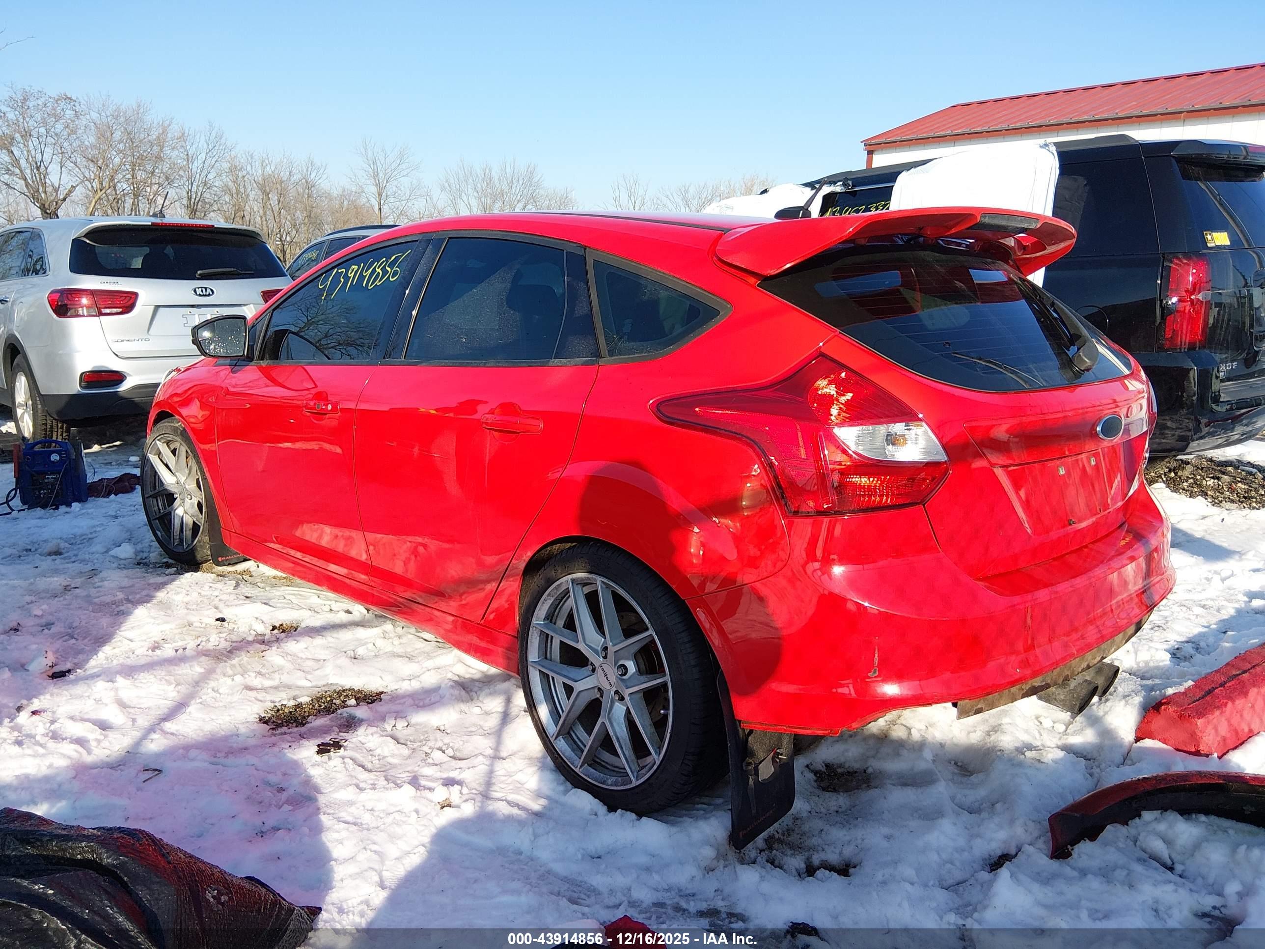 FORD FOCUS image 3
