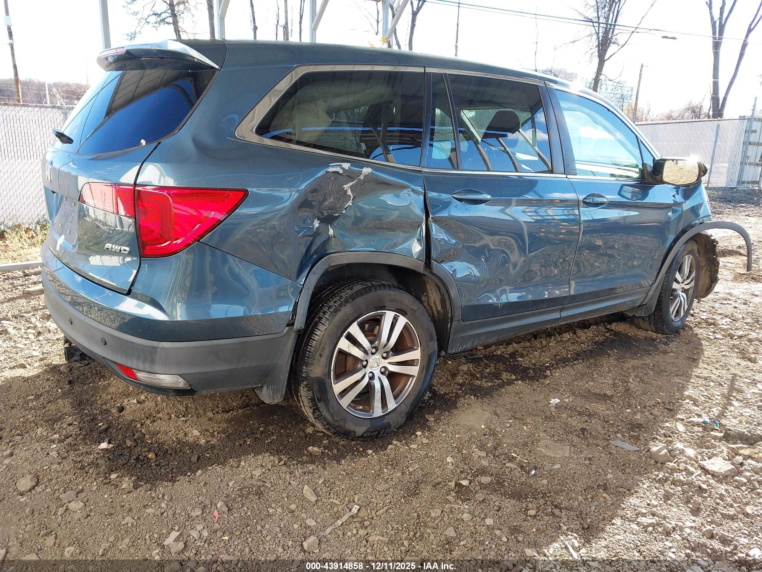 HONDA PILOT image 4