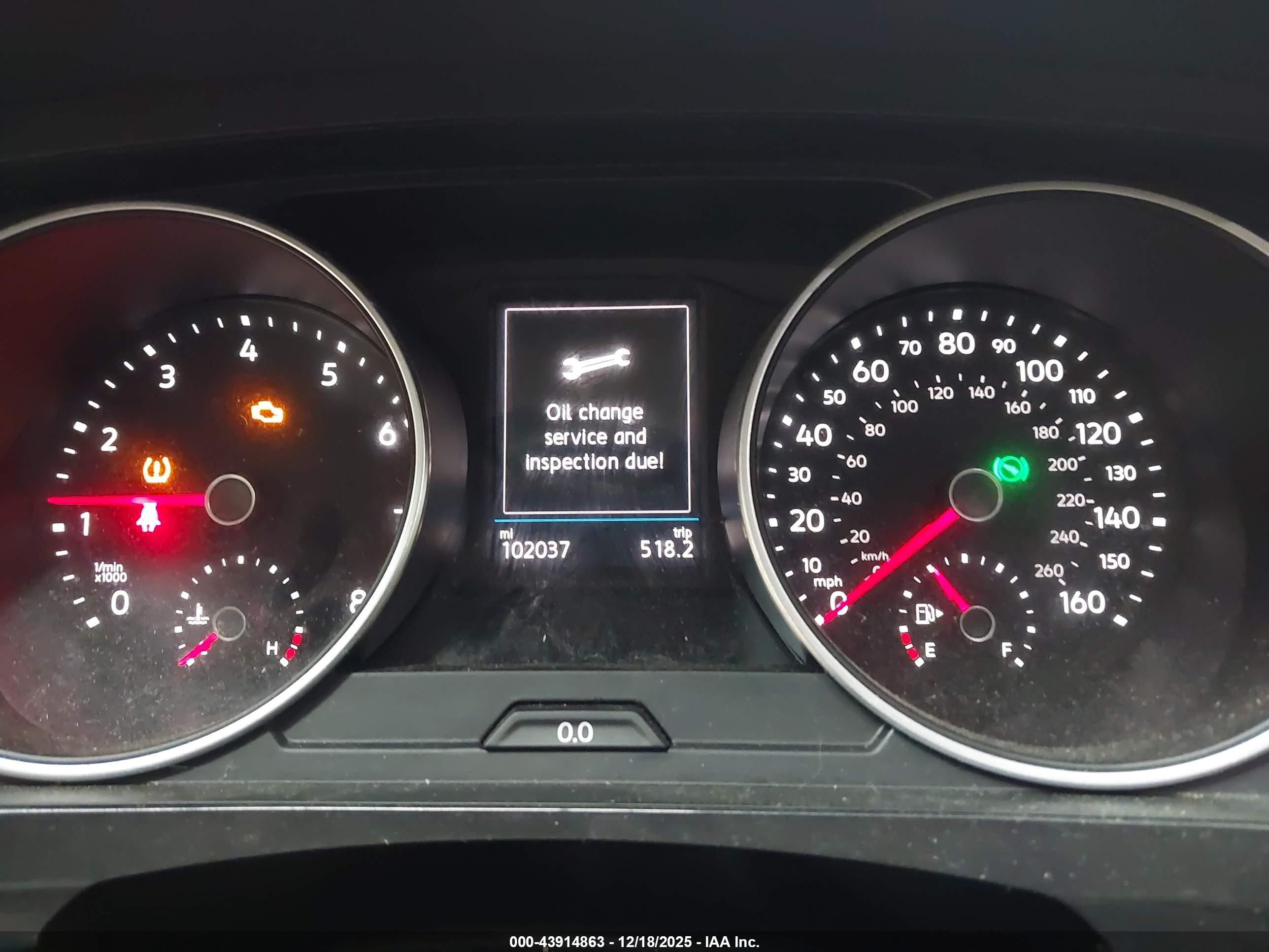 VOLKSWAGEN TIGUAN image 7