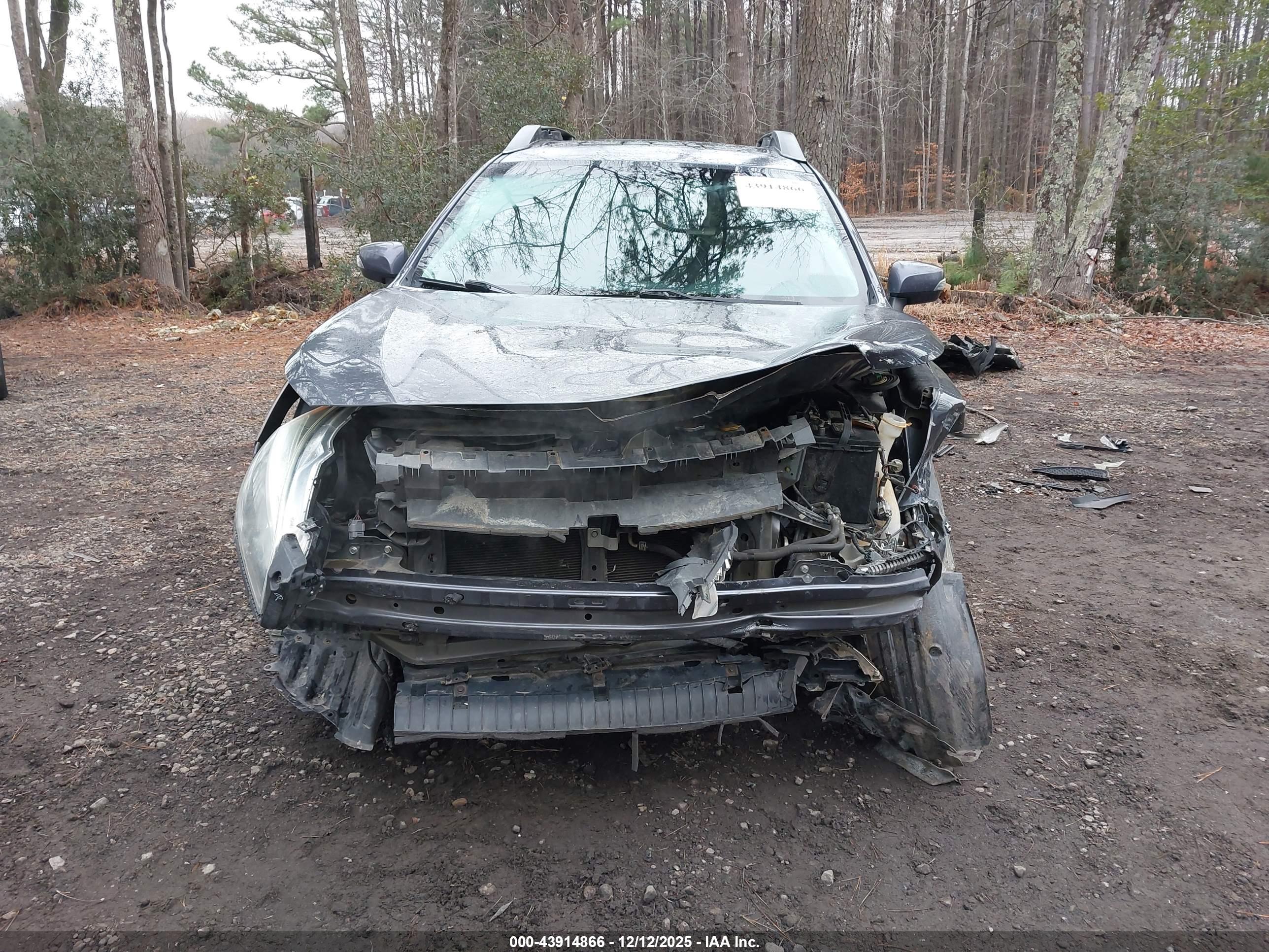 SUBARU OUTBACK image 6