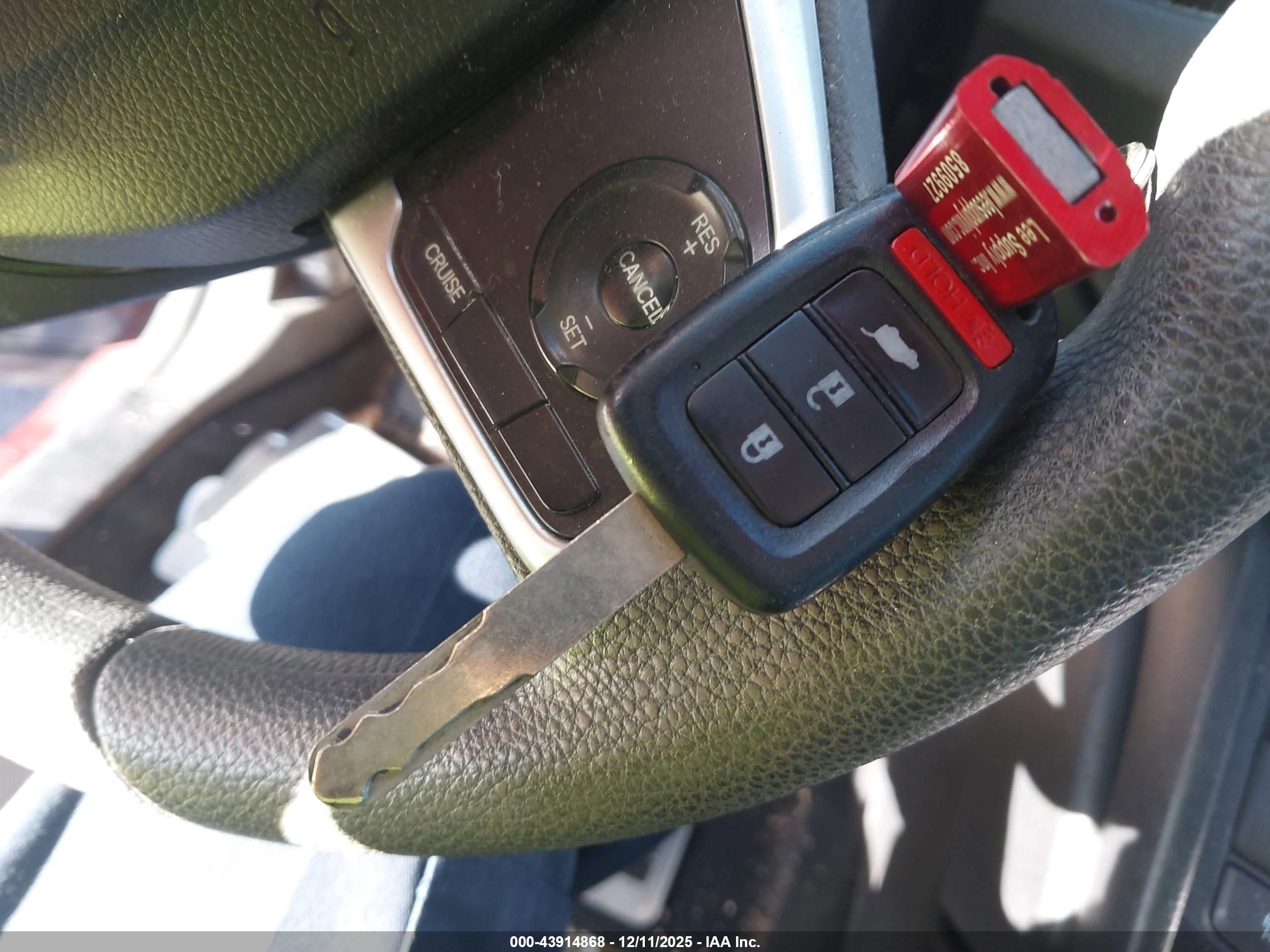 HONDA CR-V image 11