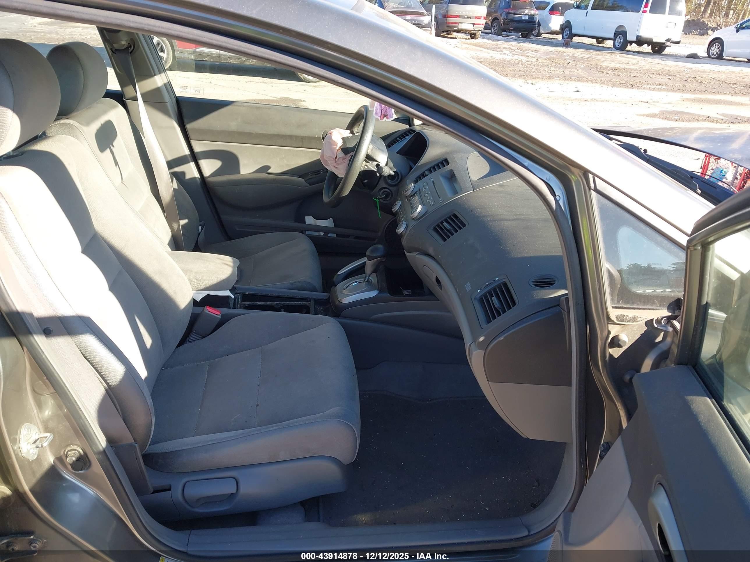 HONDA CIVIC image 5