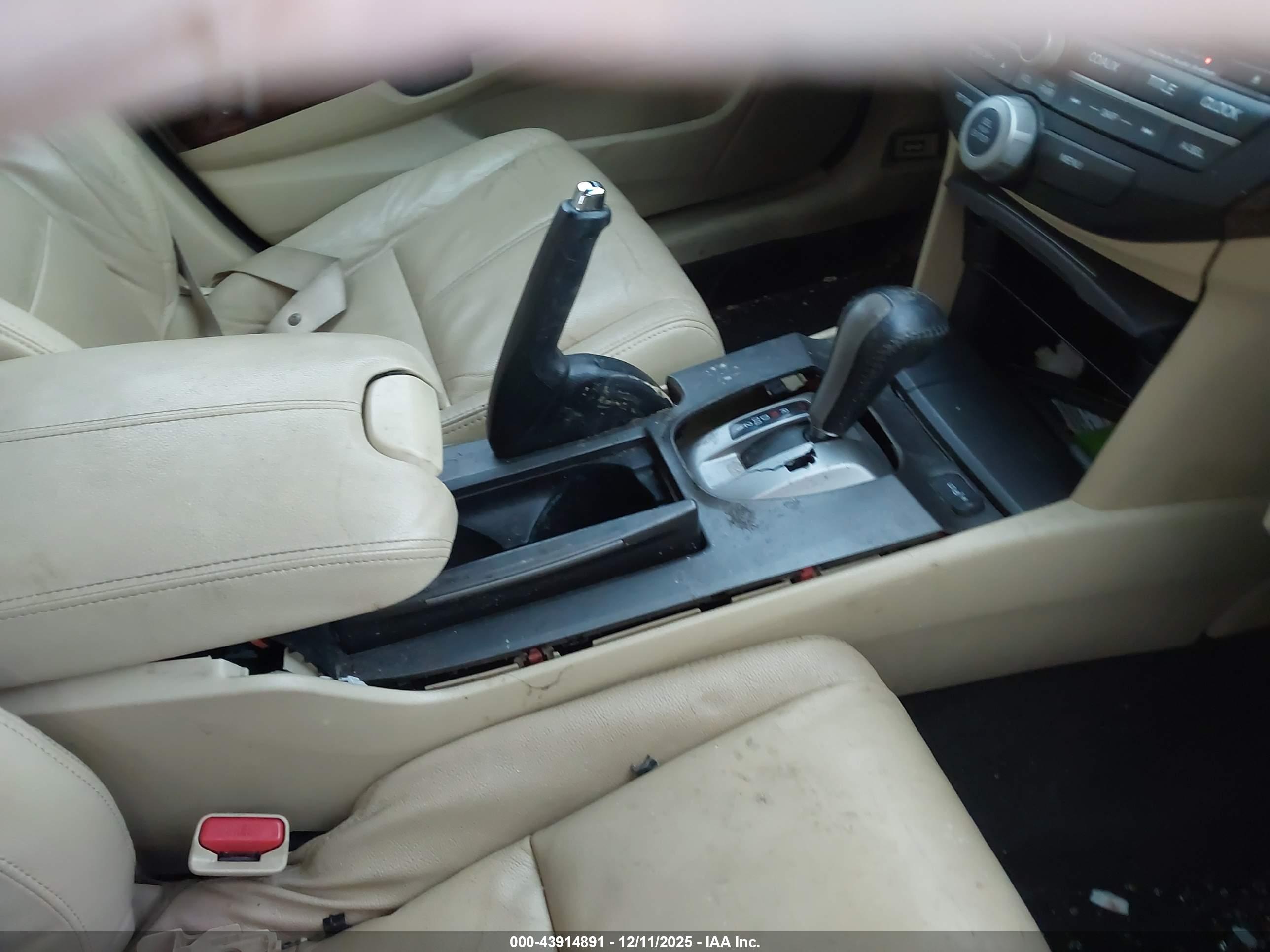 HONDA CROSSTOUR image 5