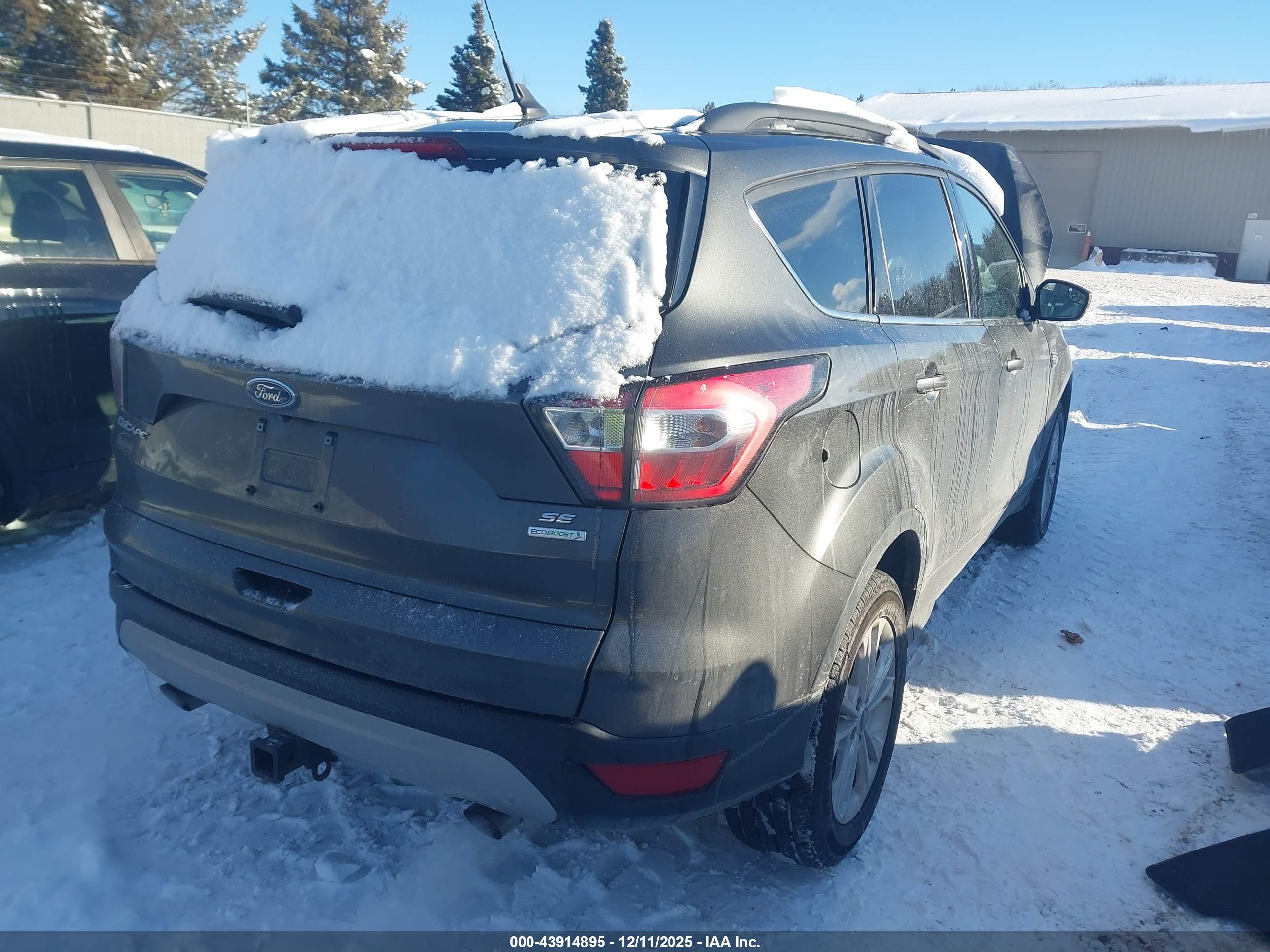 FORD ESCAPE image 4