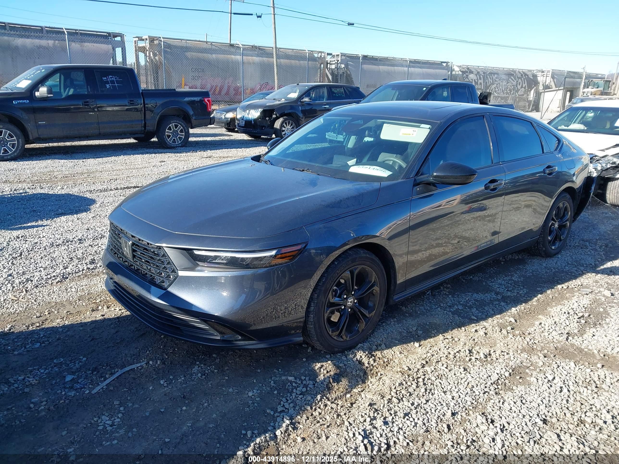 HONDA ACCORD image 2
