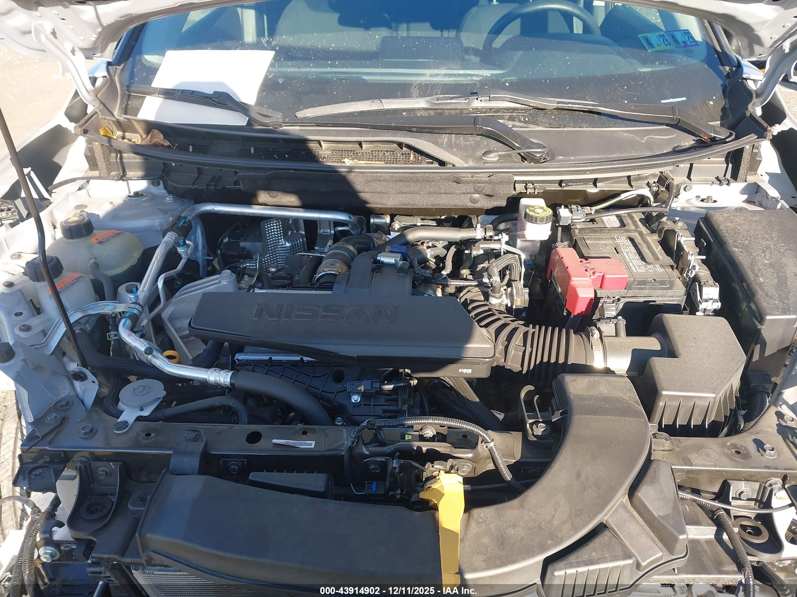 NISSAN ROGUE image 10