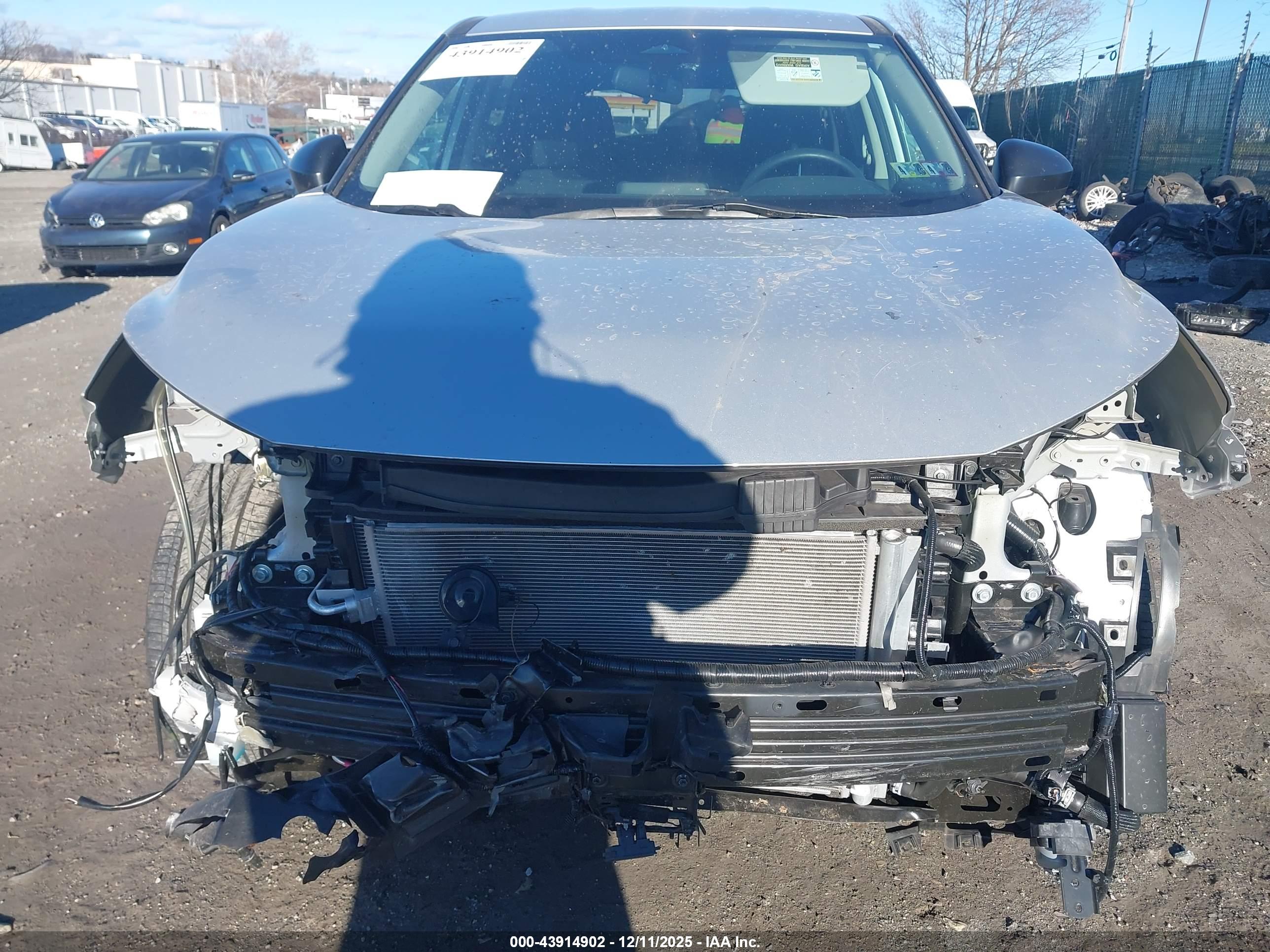 NISSAN ROGUE image 6