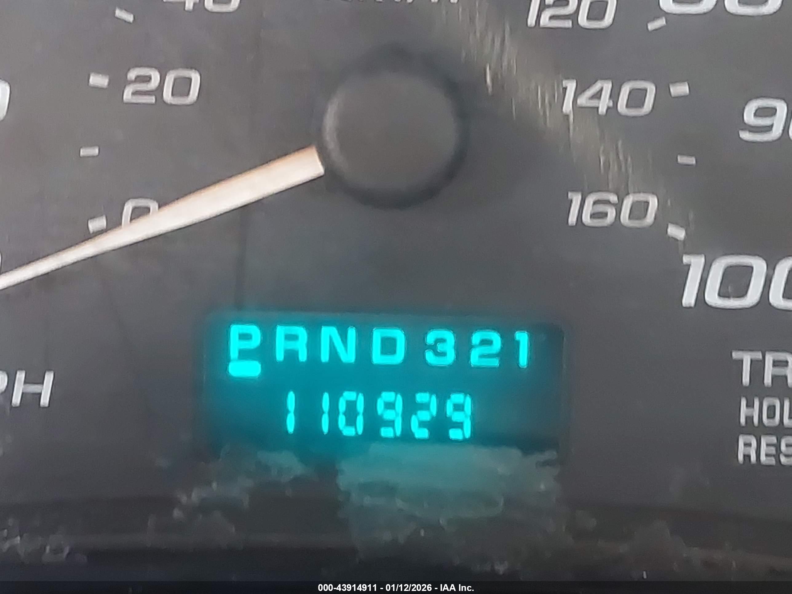 GMC SAVANA image 6